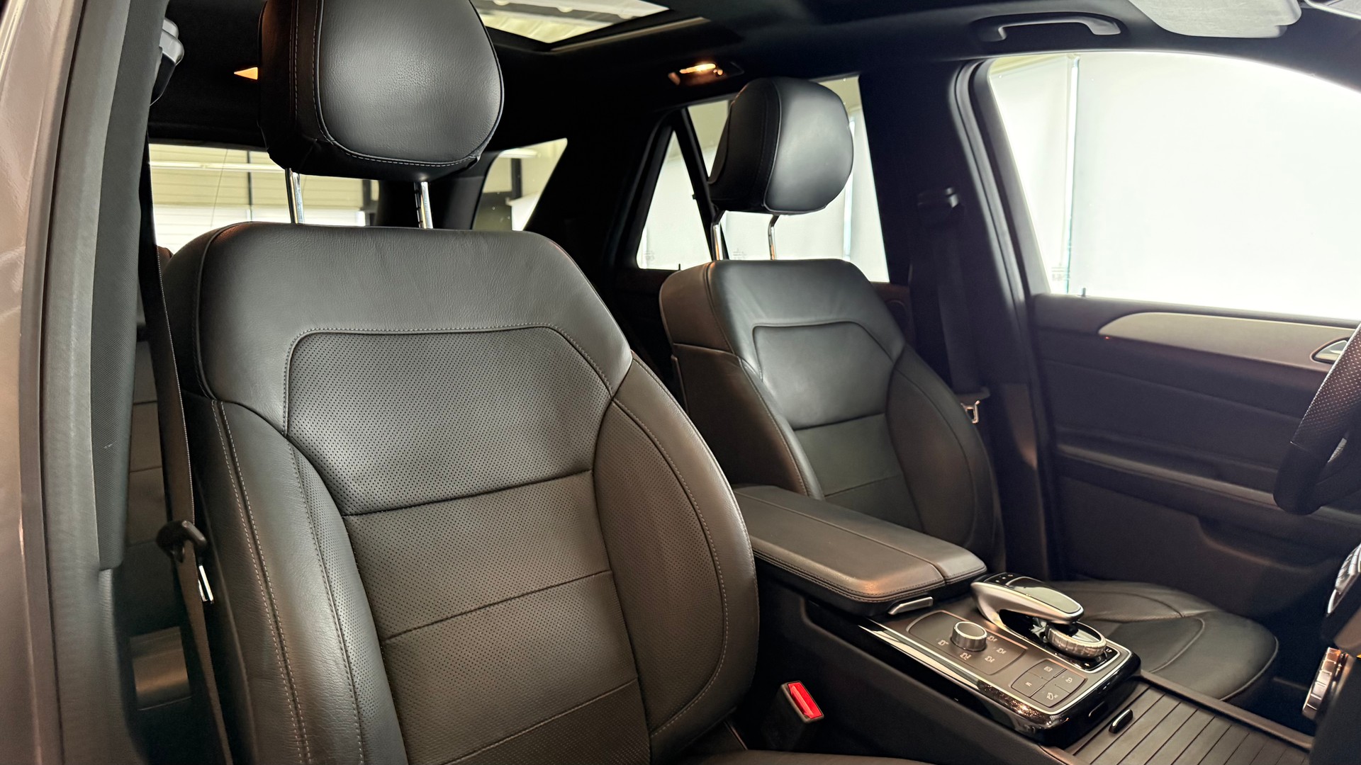 MERCEDES-BENZ GLE 43 AMG-image-2