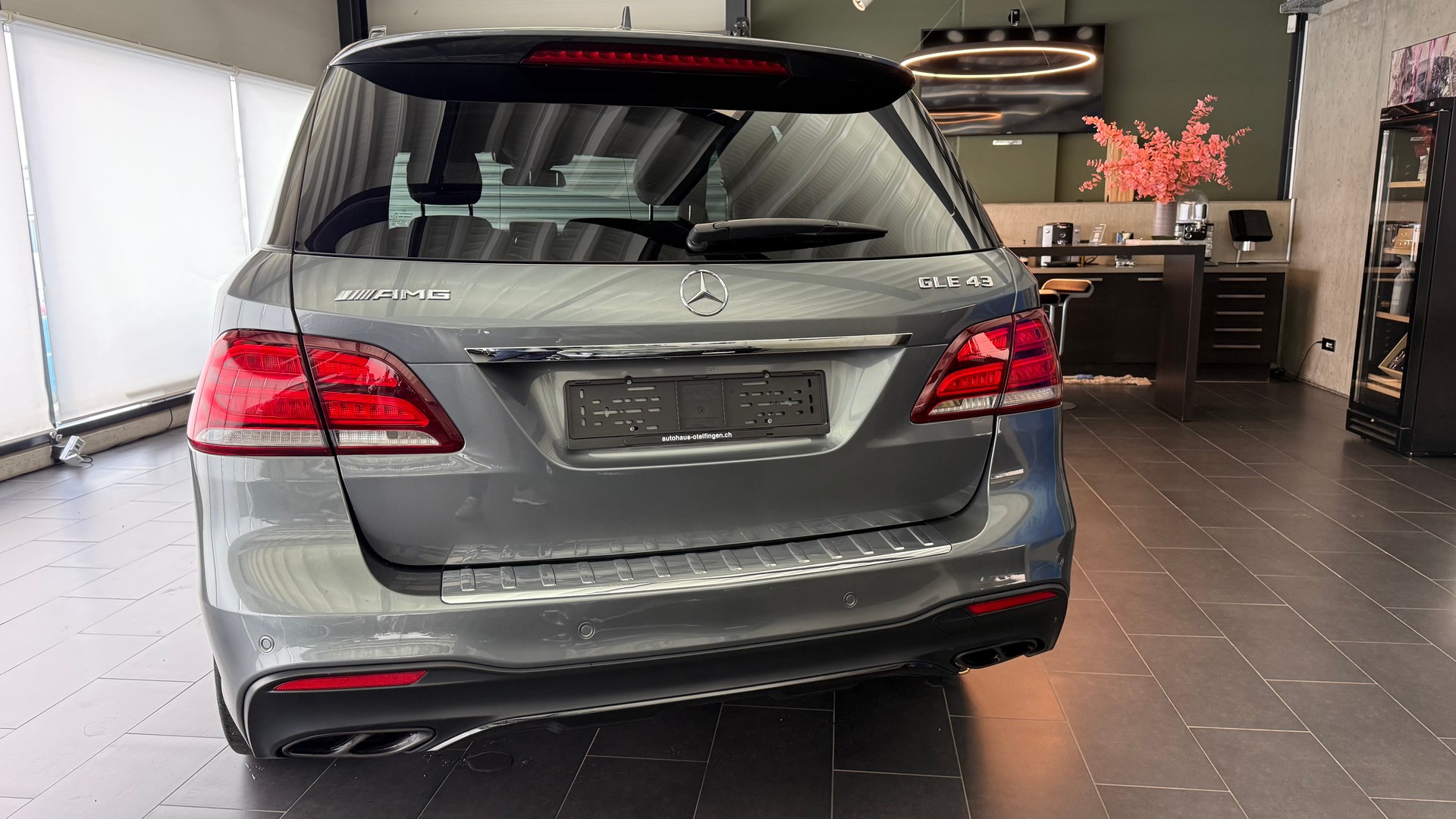 MERCEDES-BENZ GLE 43 AMG-image-1