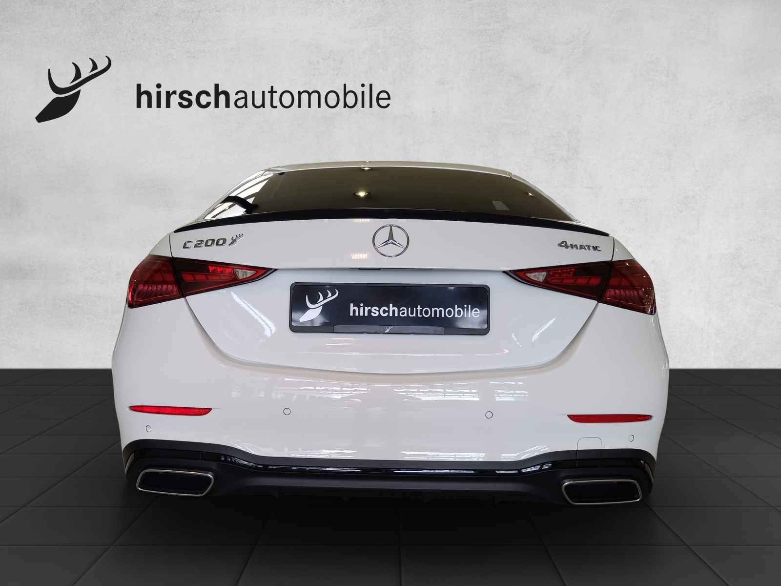 MERCEDES-BENZ C 200 4Matic AMG Line-image-2