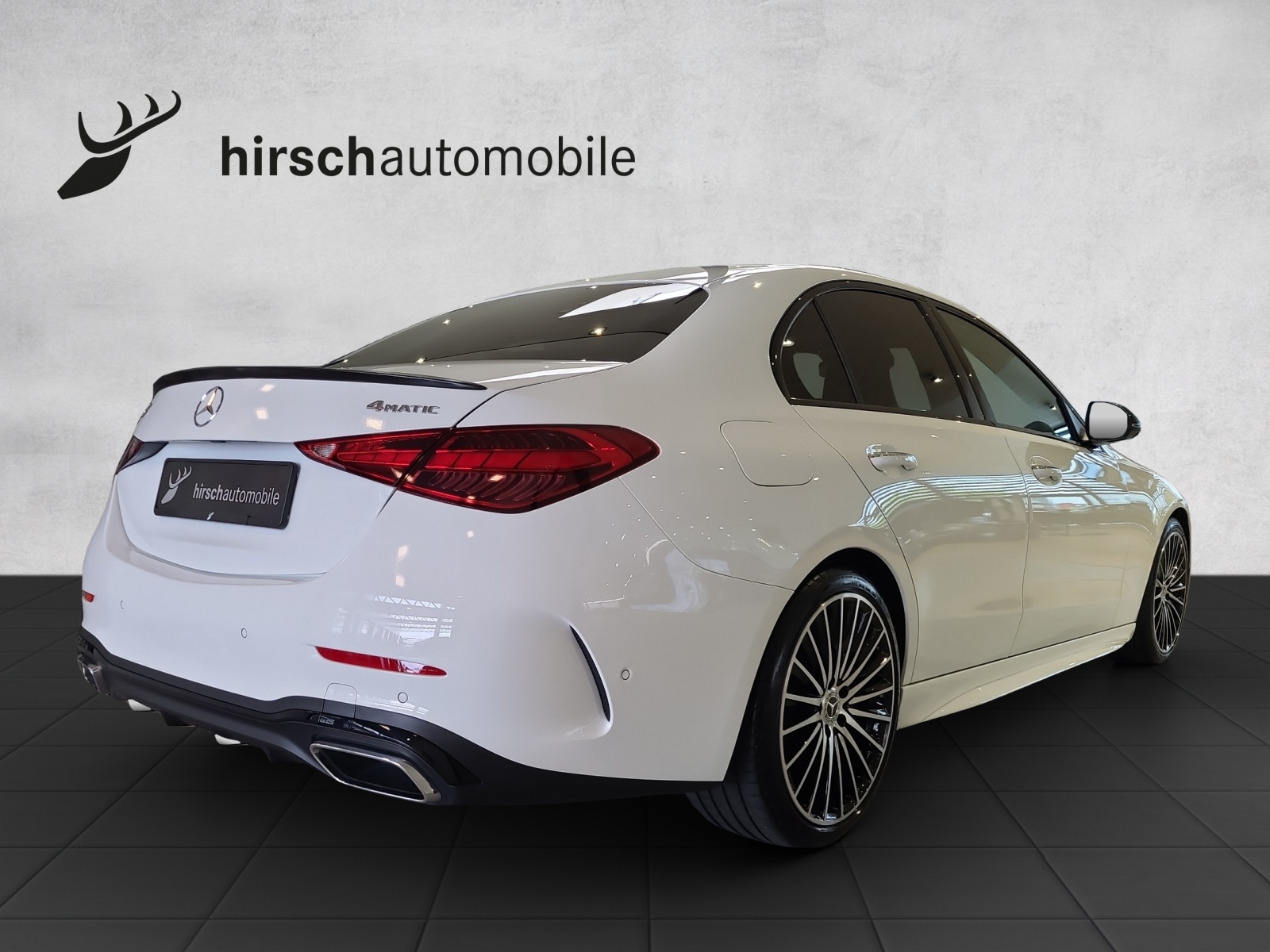 MERCEDES-BENZ C 200 4Matic AMG Line-image-3