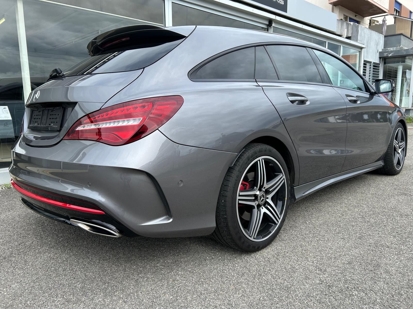 MERCEDES-BENZ CLA Shooting Brake 250 Sport 4Matic 7G-DCT-image-2