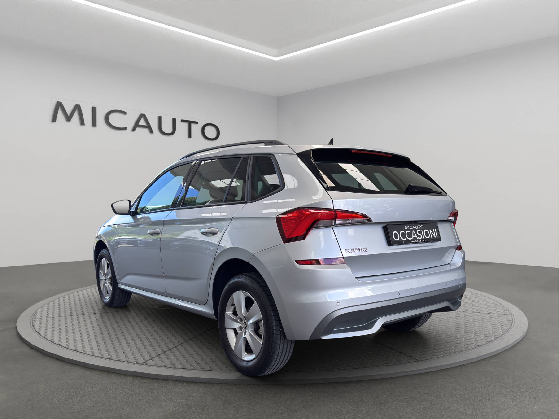 SKODA Kamiq 1.0 TSI Ambition DSG-image-2