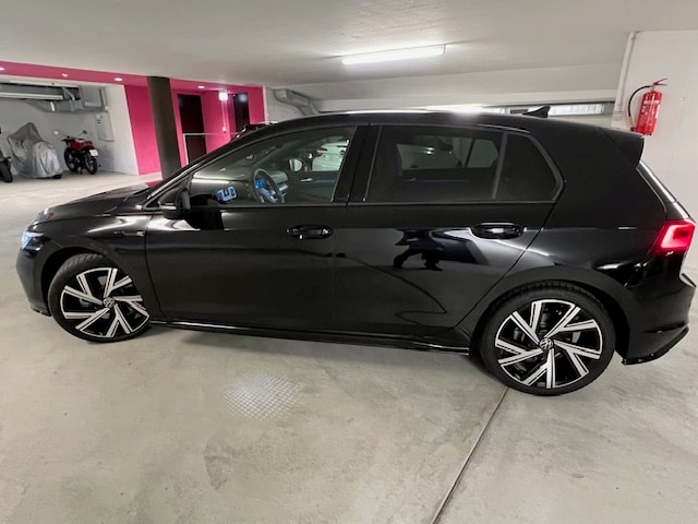 VW 2.0 TSI R-Line DSG 4motion-image-1