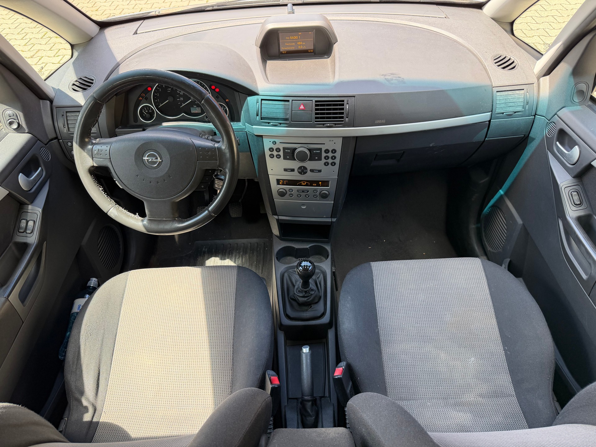 OPEL Meriva 1.7 CDTi Essentia-image-7