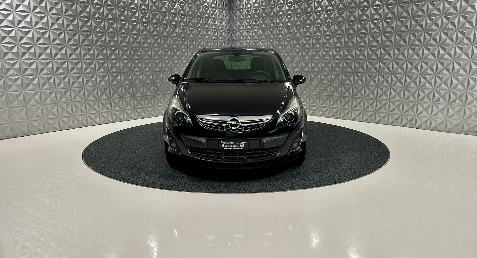 OPEL Corsa 1.4 Turbo Active Edition-image-1