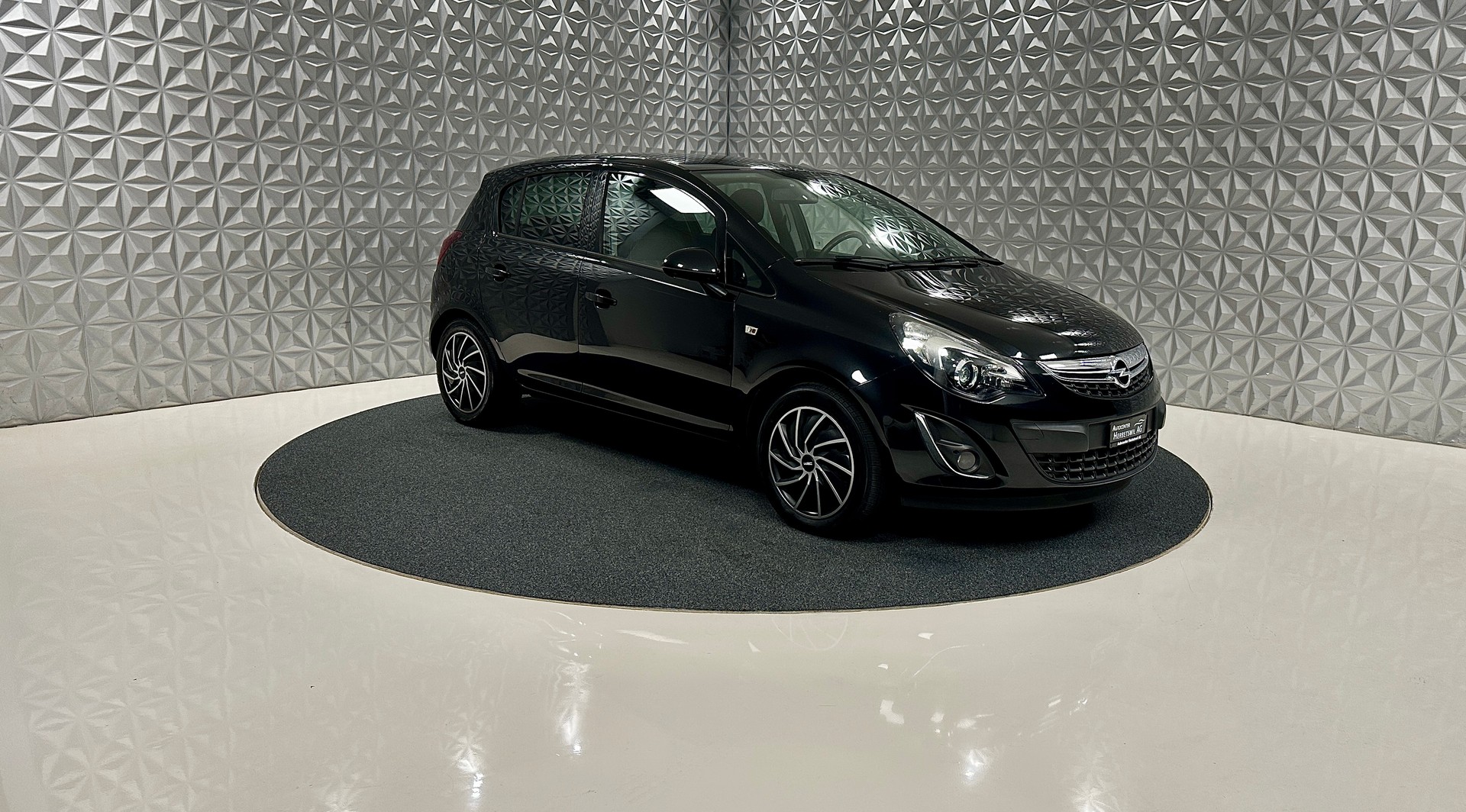 OPEL Corsa 1.4 Turbo Active Edition-image-2
