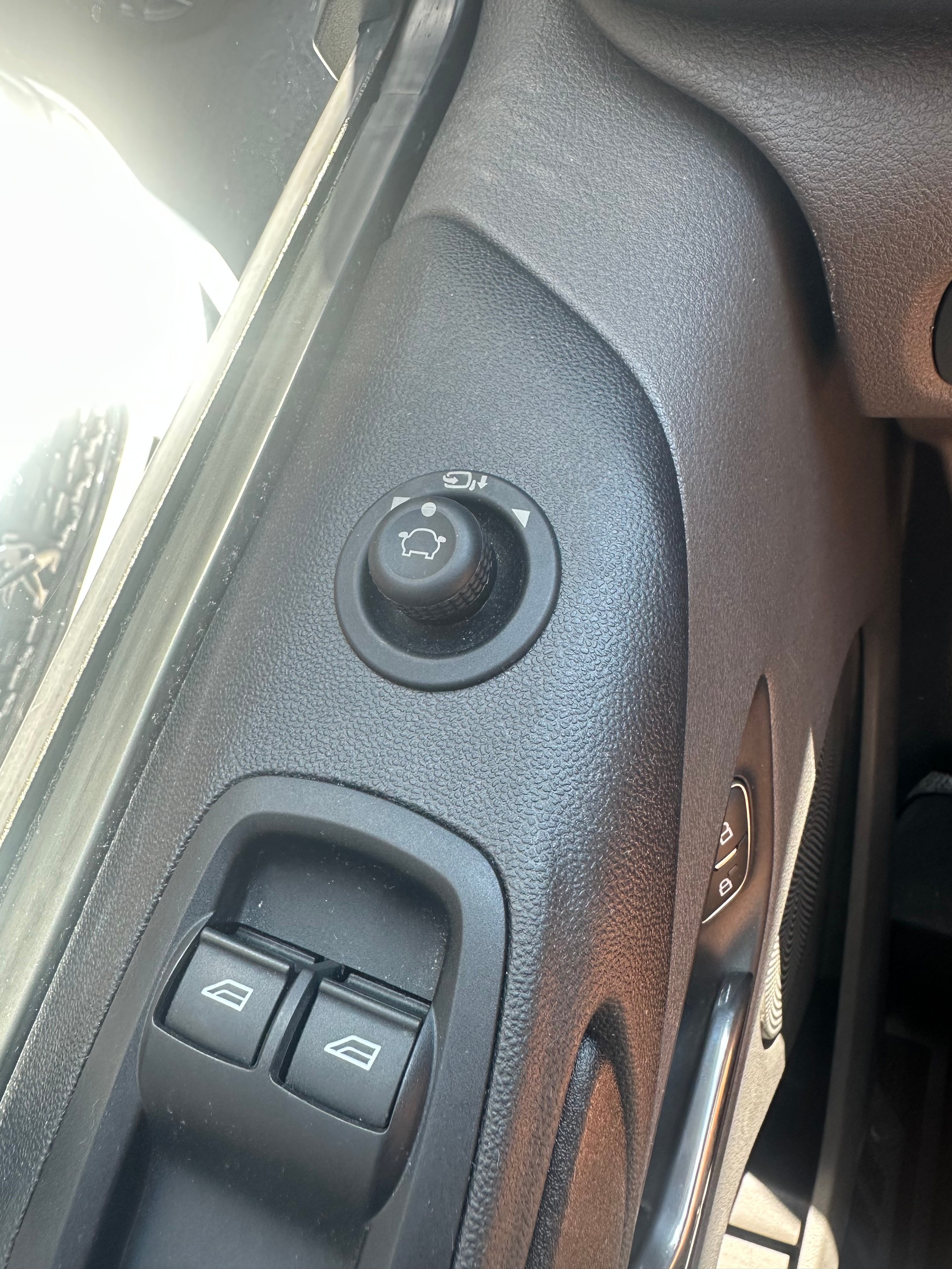 FORD Transit Custom Van 300 L1H1 Trend A-image-11