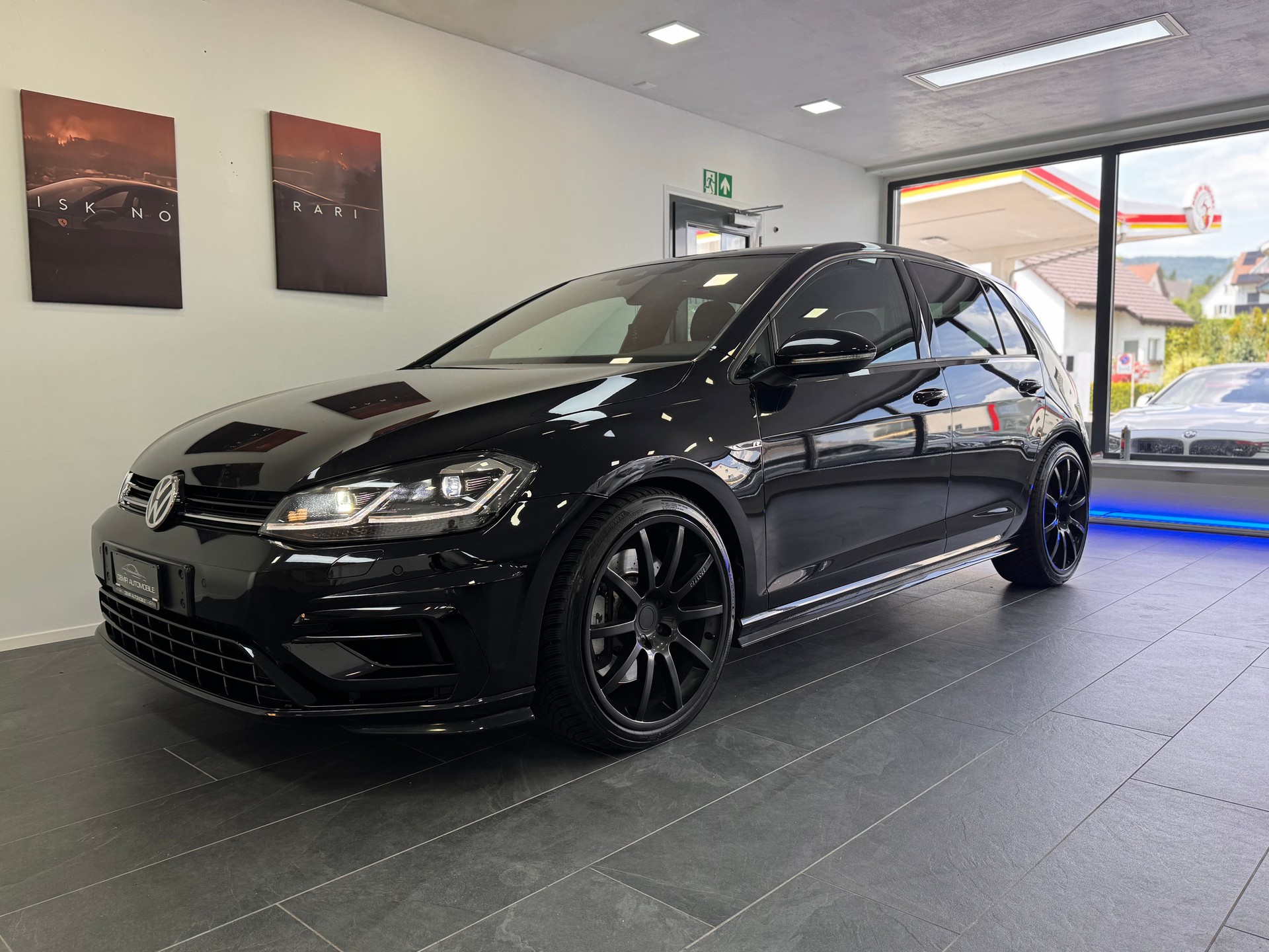 VW Golf 2.0 TSI R 4Motion DSG *Performance Pack / Nappa Leder / Rückfahrkamera / DynAudio / Keyless / Digital Cockpit*