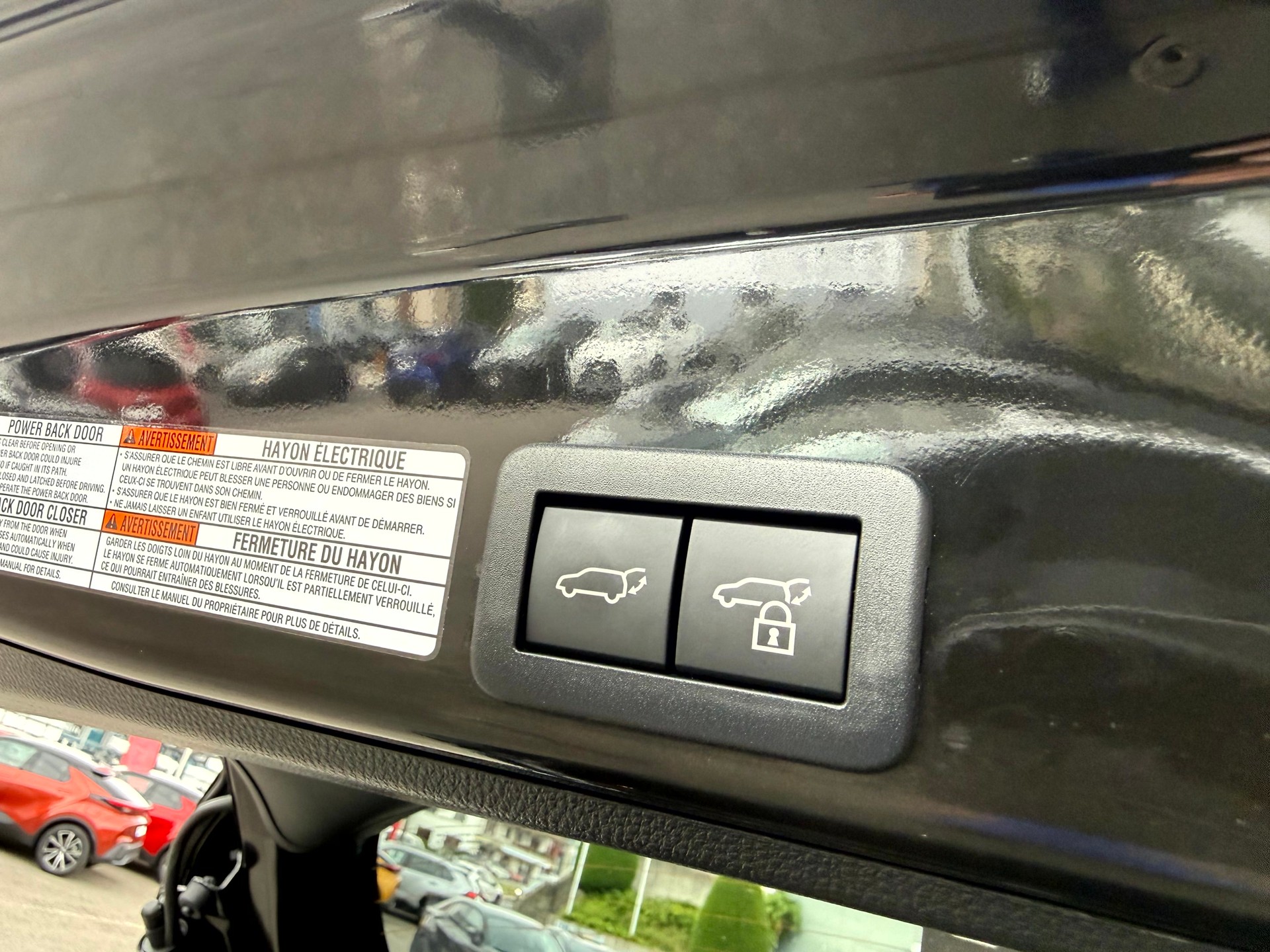 TOYOTA Yaris Cross 1.5 Premium AWDi e-CVT-image-28