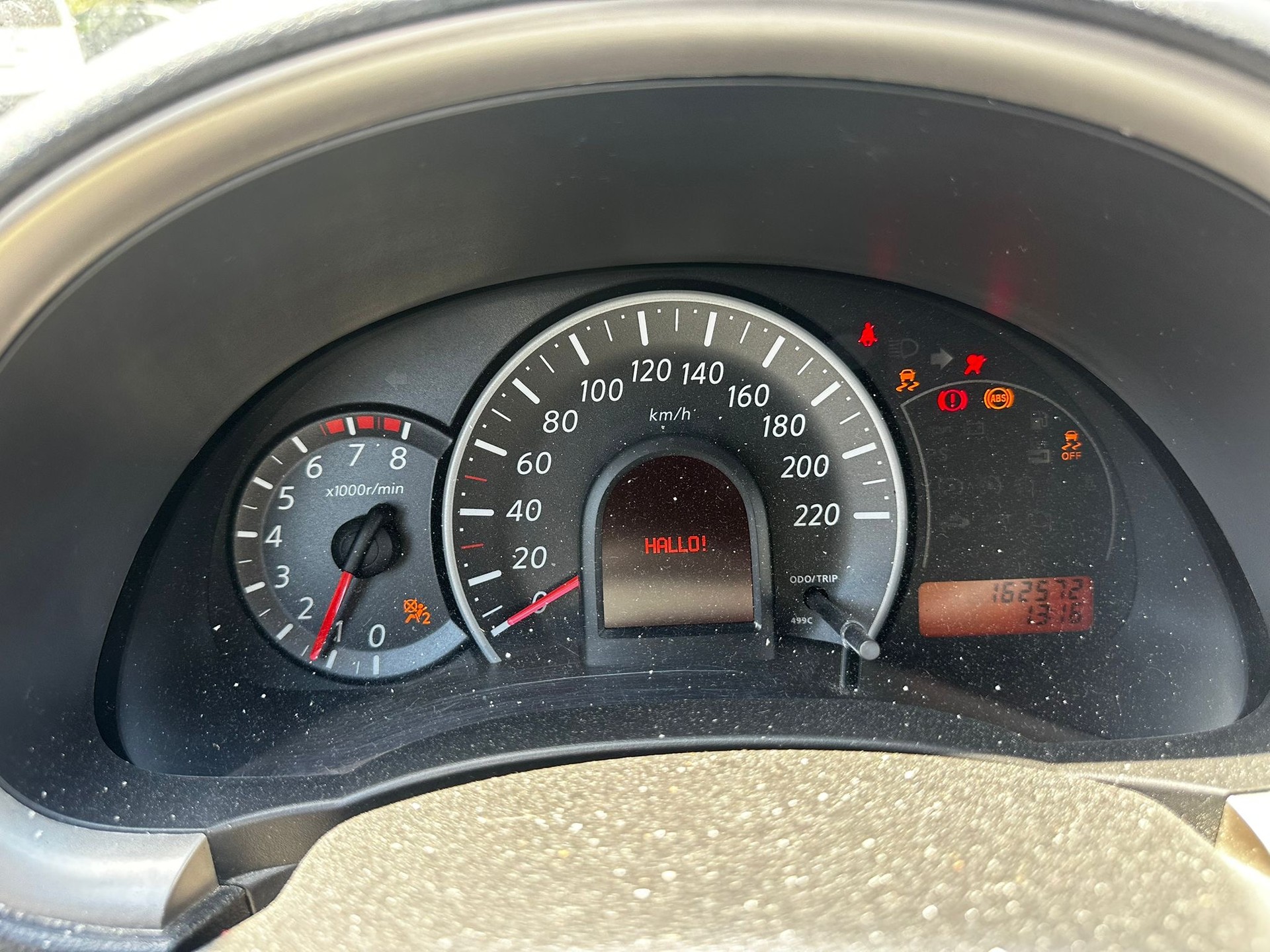 NISSAN Micra 1.2 tekna-image-9