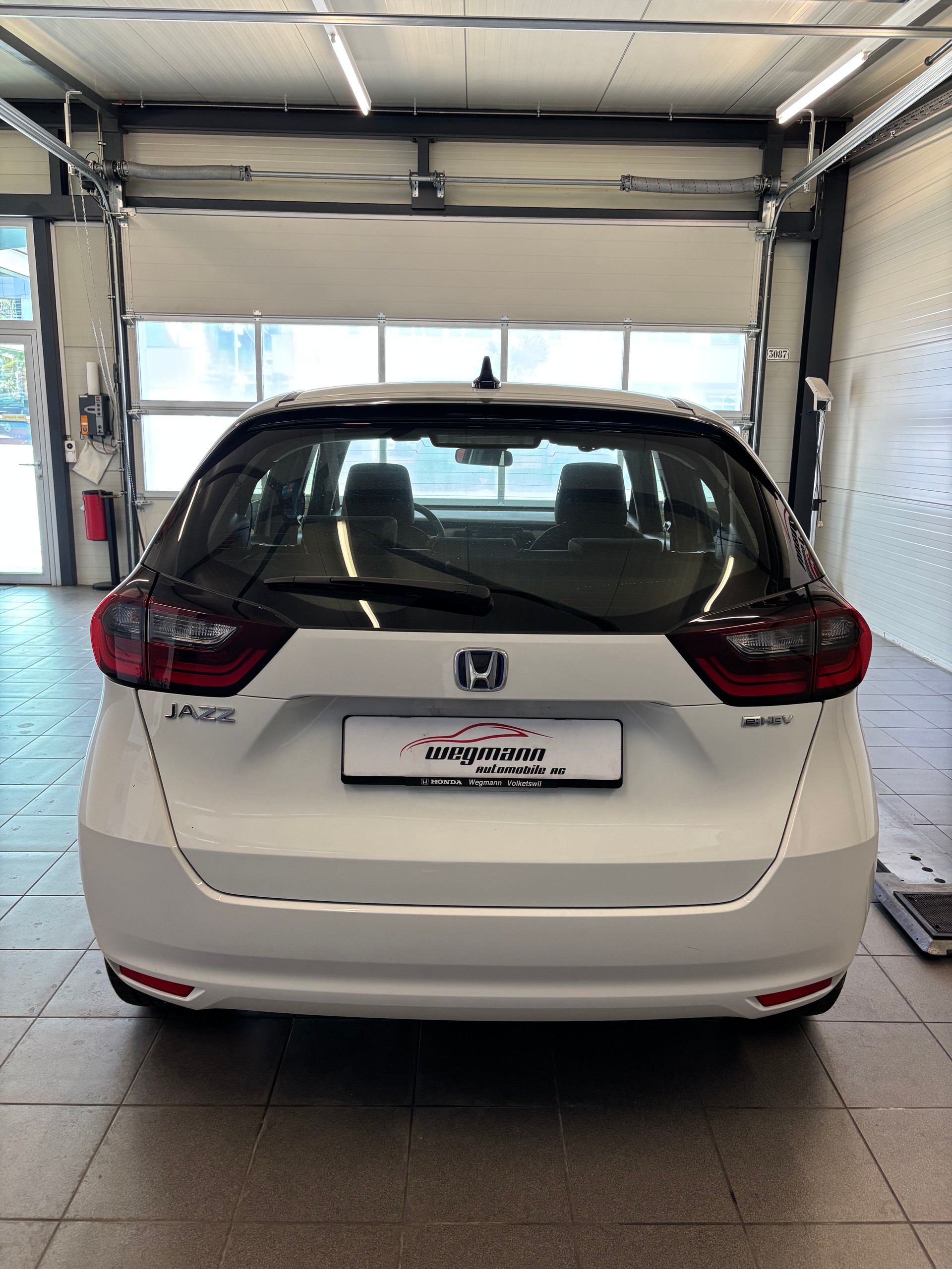 HONDA Jazz 1.5i-MMD Comfort E-CVT-image-4
