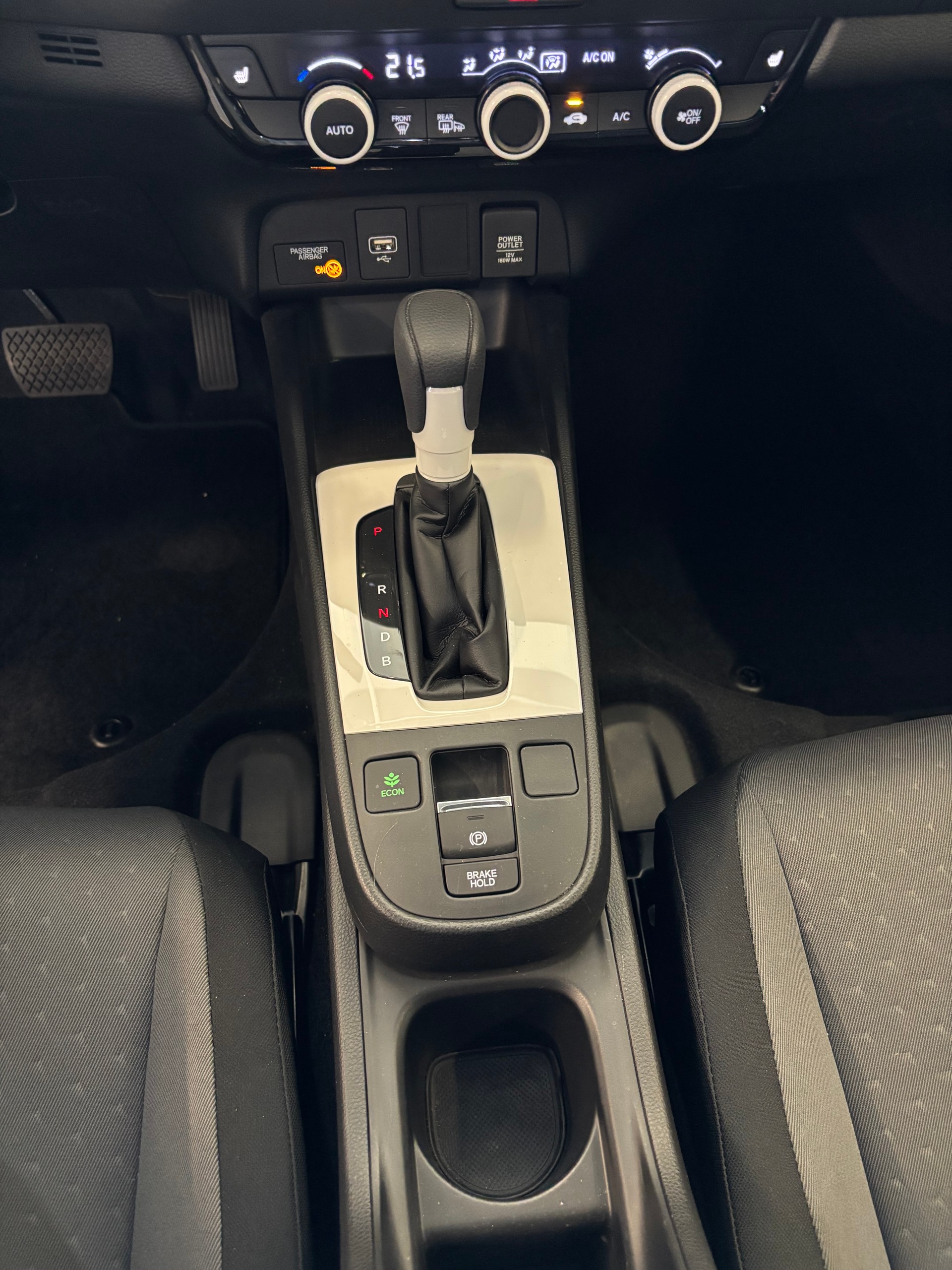 HONDA Jazz 1.5i-MMD Comfort E-CVT-image-10