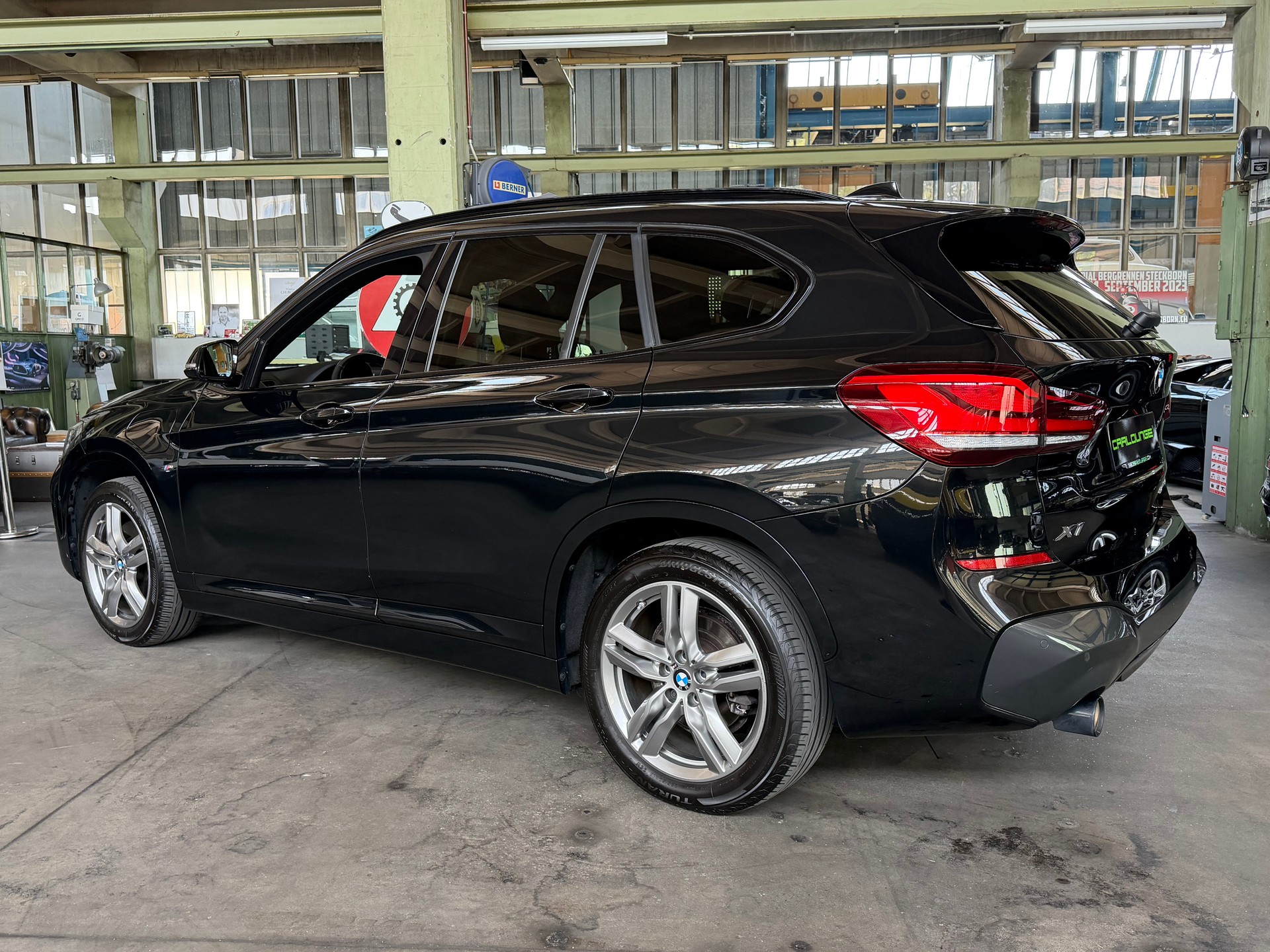 BMW X1 xDrive 25e M Sport / M- & M- Aero-Paket / Steptronic-image-16