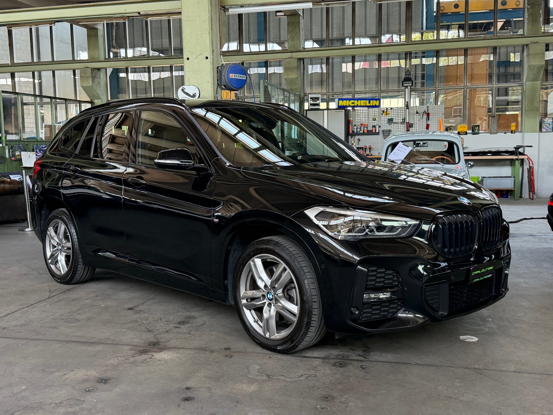 BMW X1 xDrive 25e M Sport / M- & M- Aero-Paket / Steptronic-image-14