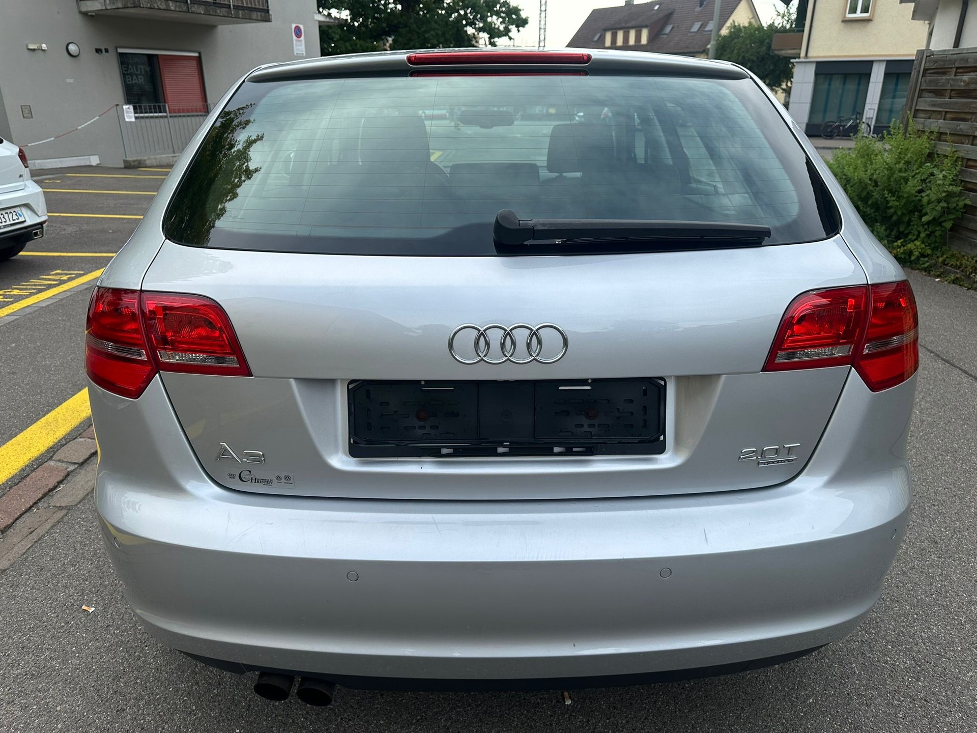AUDI A3 Sportback 2.0 TFSI Ambition quattro S-tronic-image-3