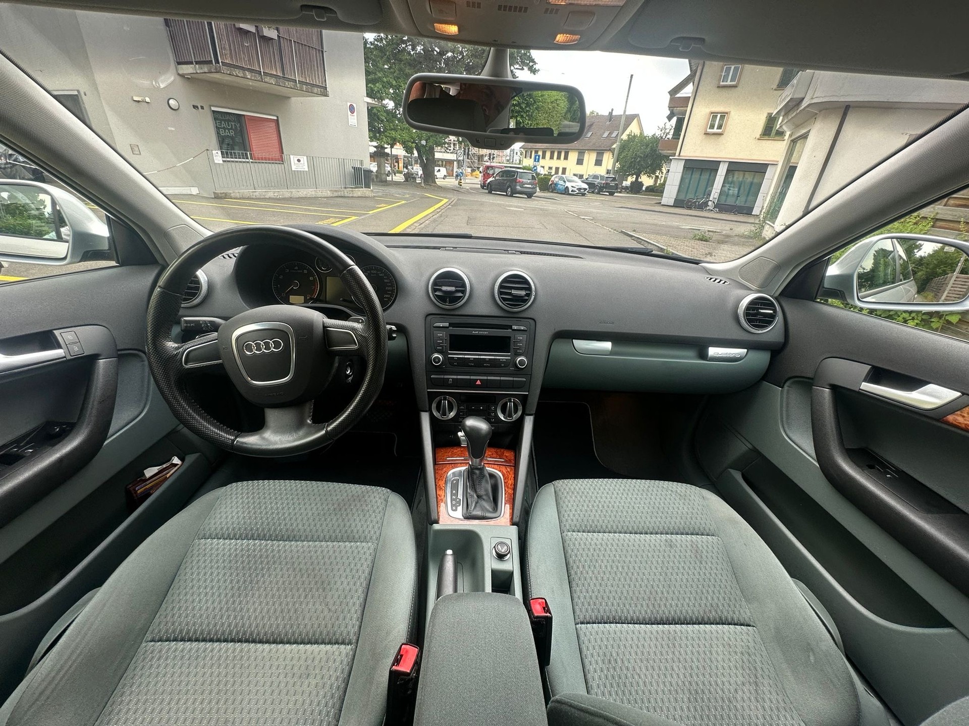 AUDI A3 Sportback 2.0 TFSI Ambition quattro S-tronic-image-10