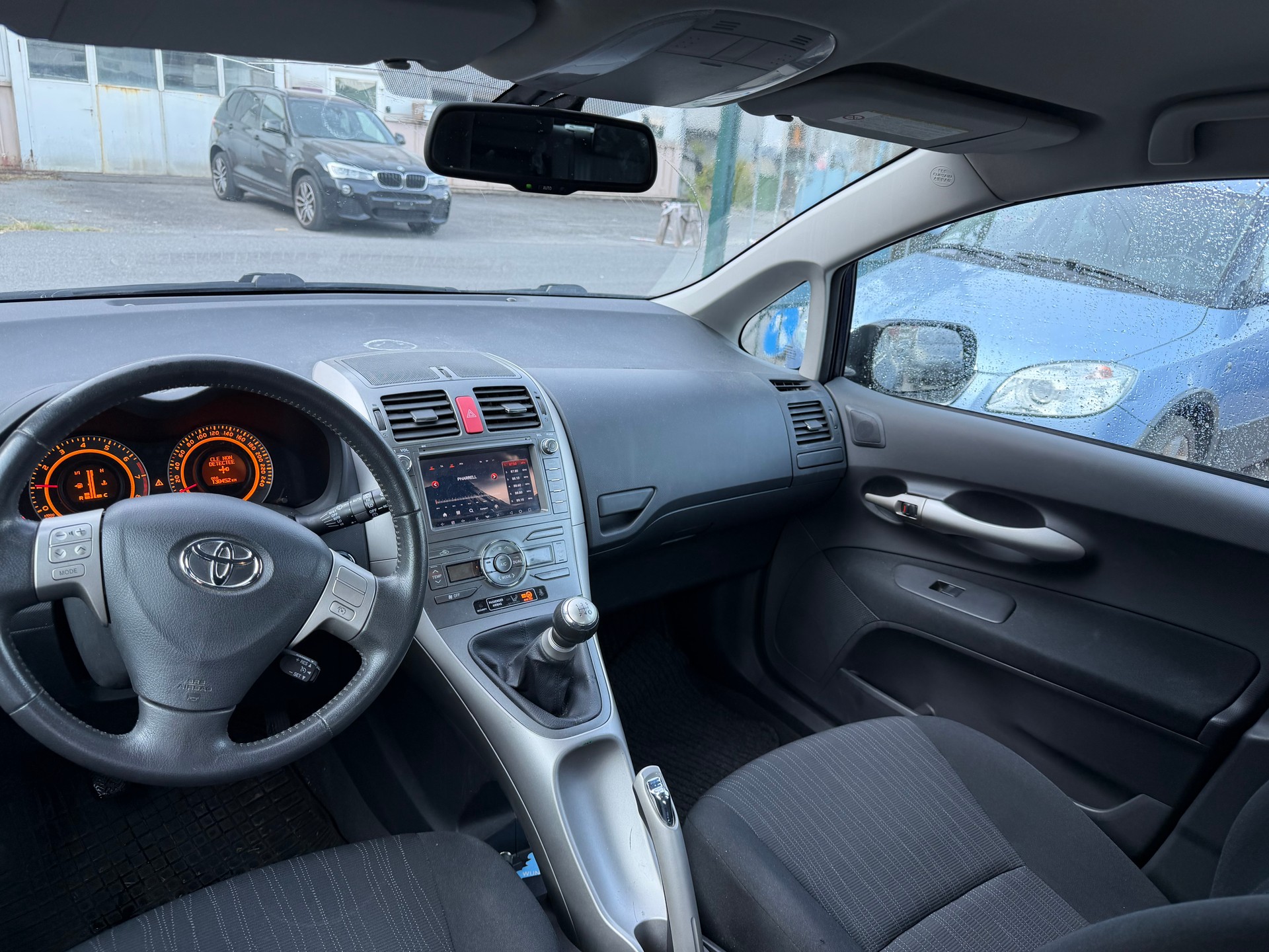 TOYOTA Auris 1.6 Linea Luna-image-9