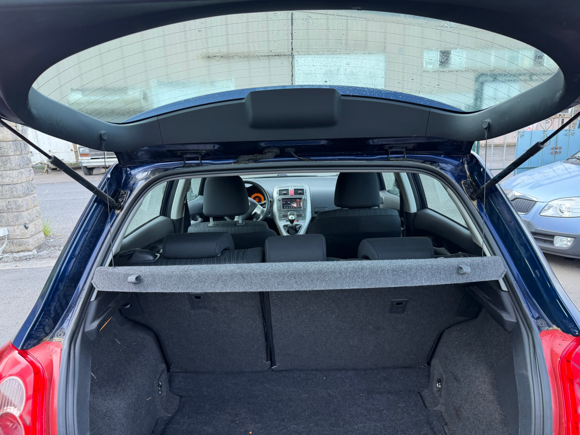 TOYOTA Auris 1.6 Linea Luna-image-7