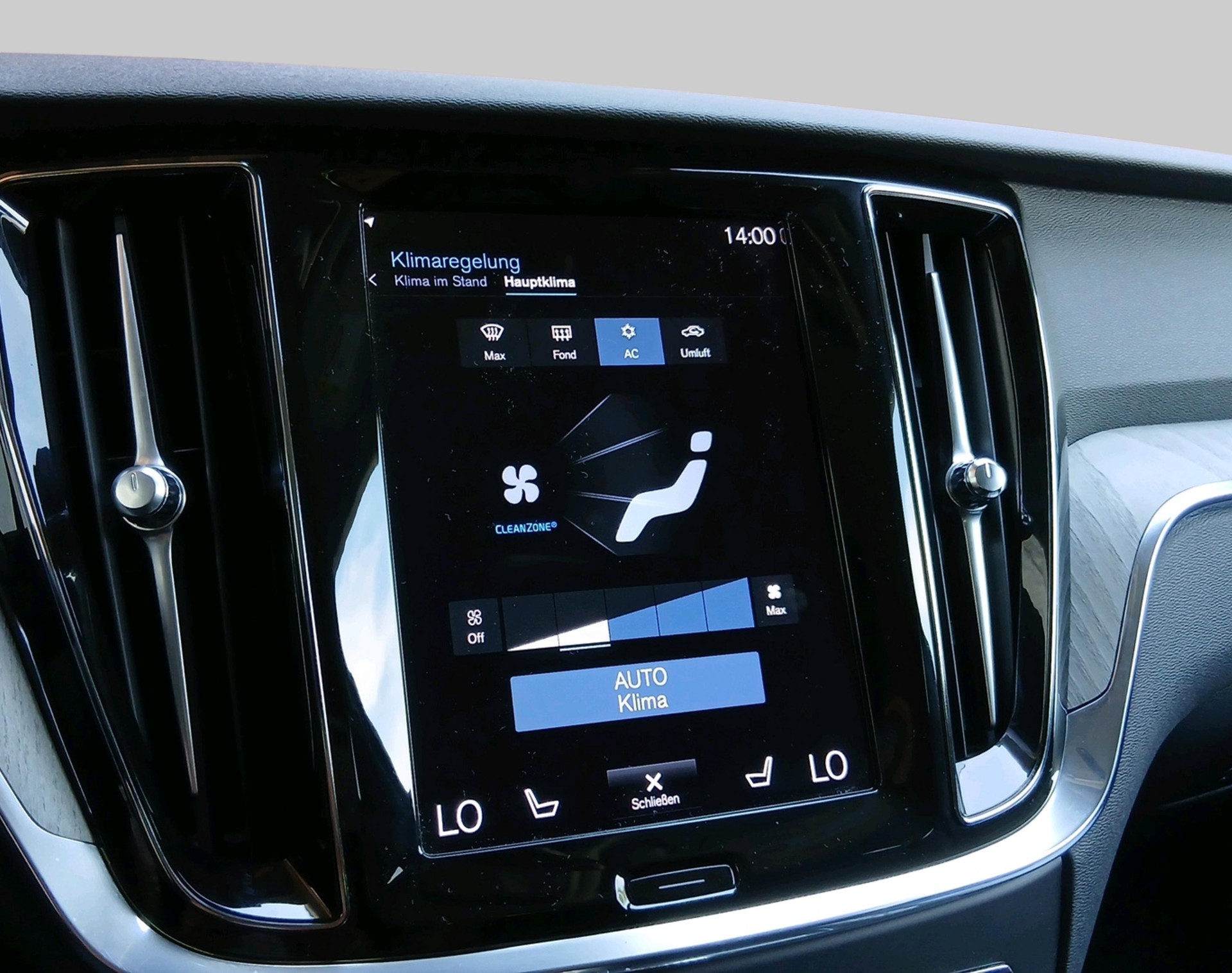 VOLVO V60 2.0 T6 TE Inscription eAWD-image-12