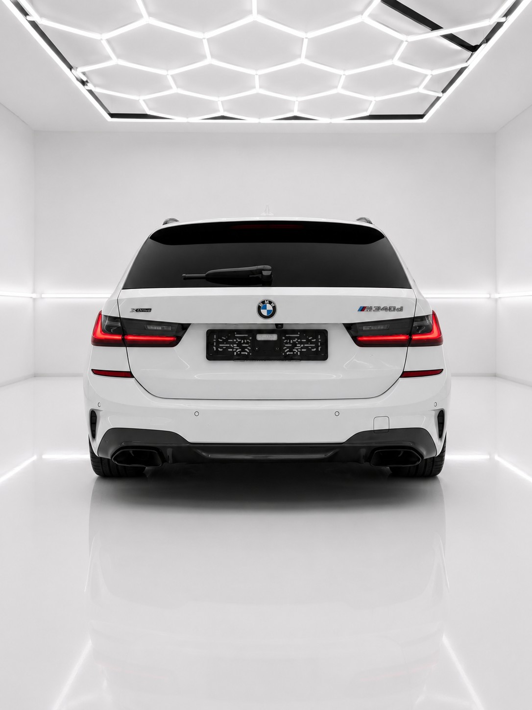 BMW M340d xDrive 48V Touring Steptronic Sport-image-4