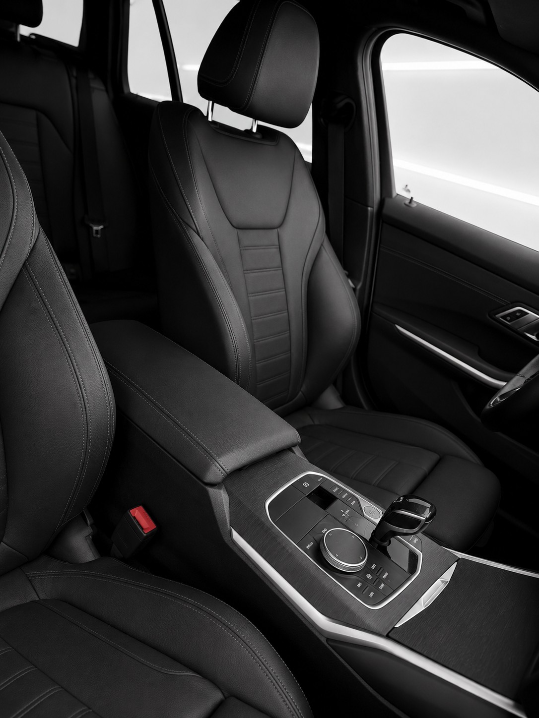 BMW M340d xDrive 48V Touring Steptronic Sport-image-9