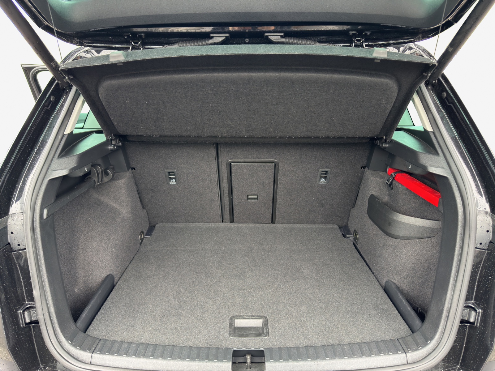 SKODA Karoq 1.5 TSI Ambition DSG-image-12