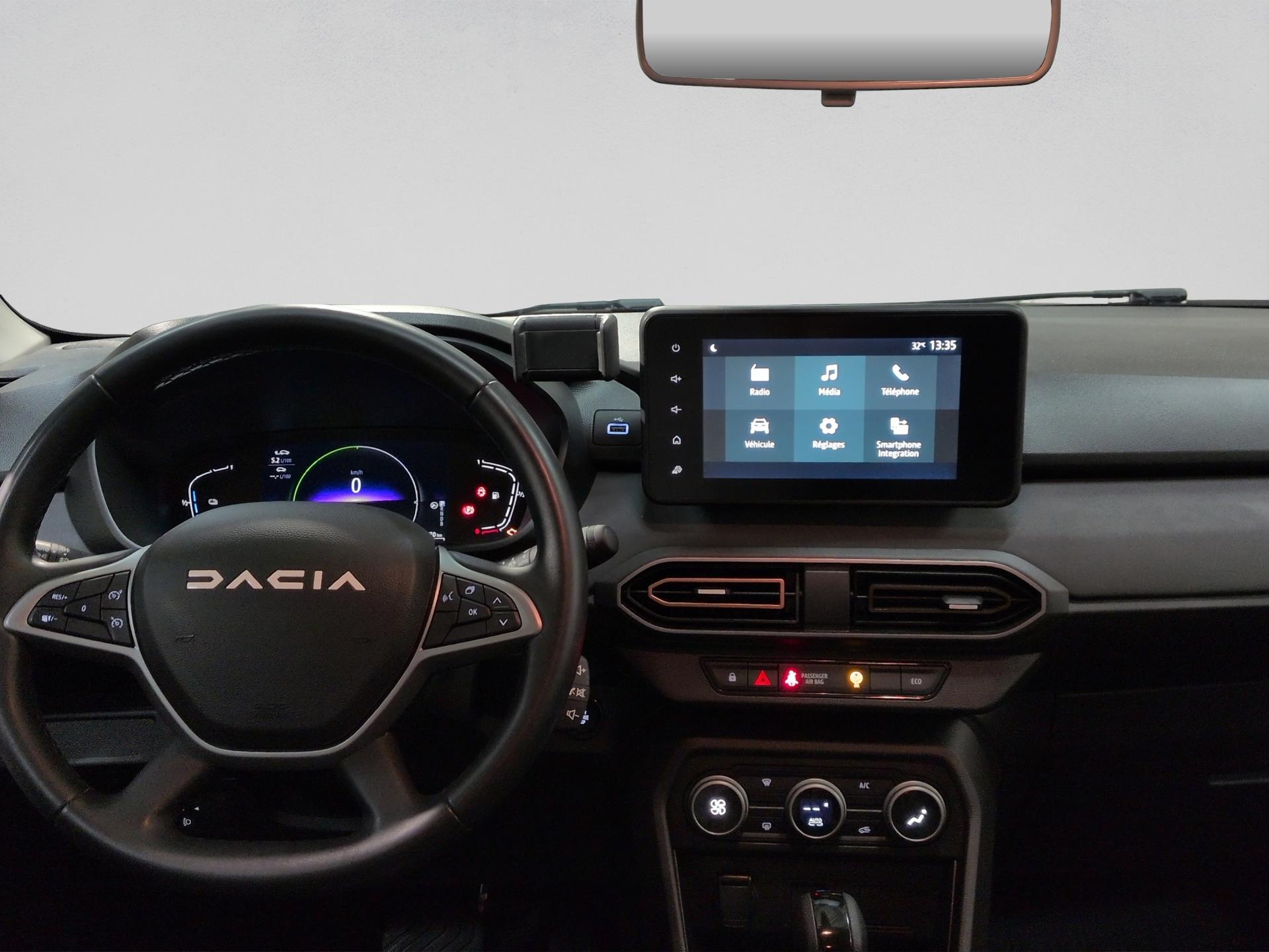 DACIA Jogger HEV 140 Extreme-image-13