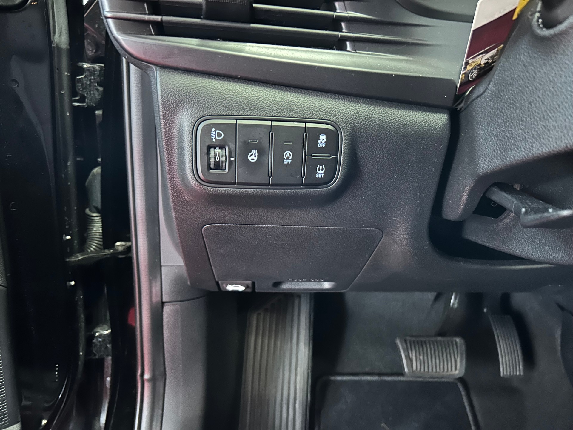 HYUNDAI i20 1.0 T-GDi Amplia 48V MH DCT-image-8