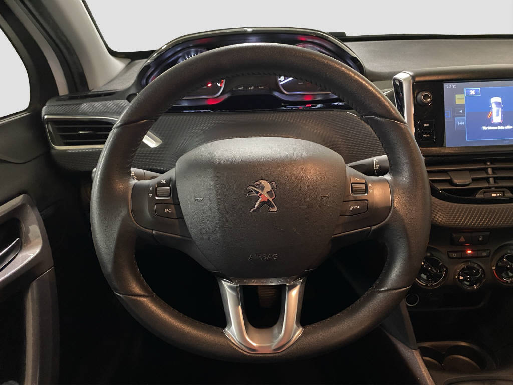 PEUGEOT 2008 1.2 PureTech Active-image-7