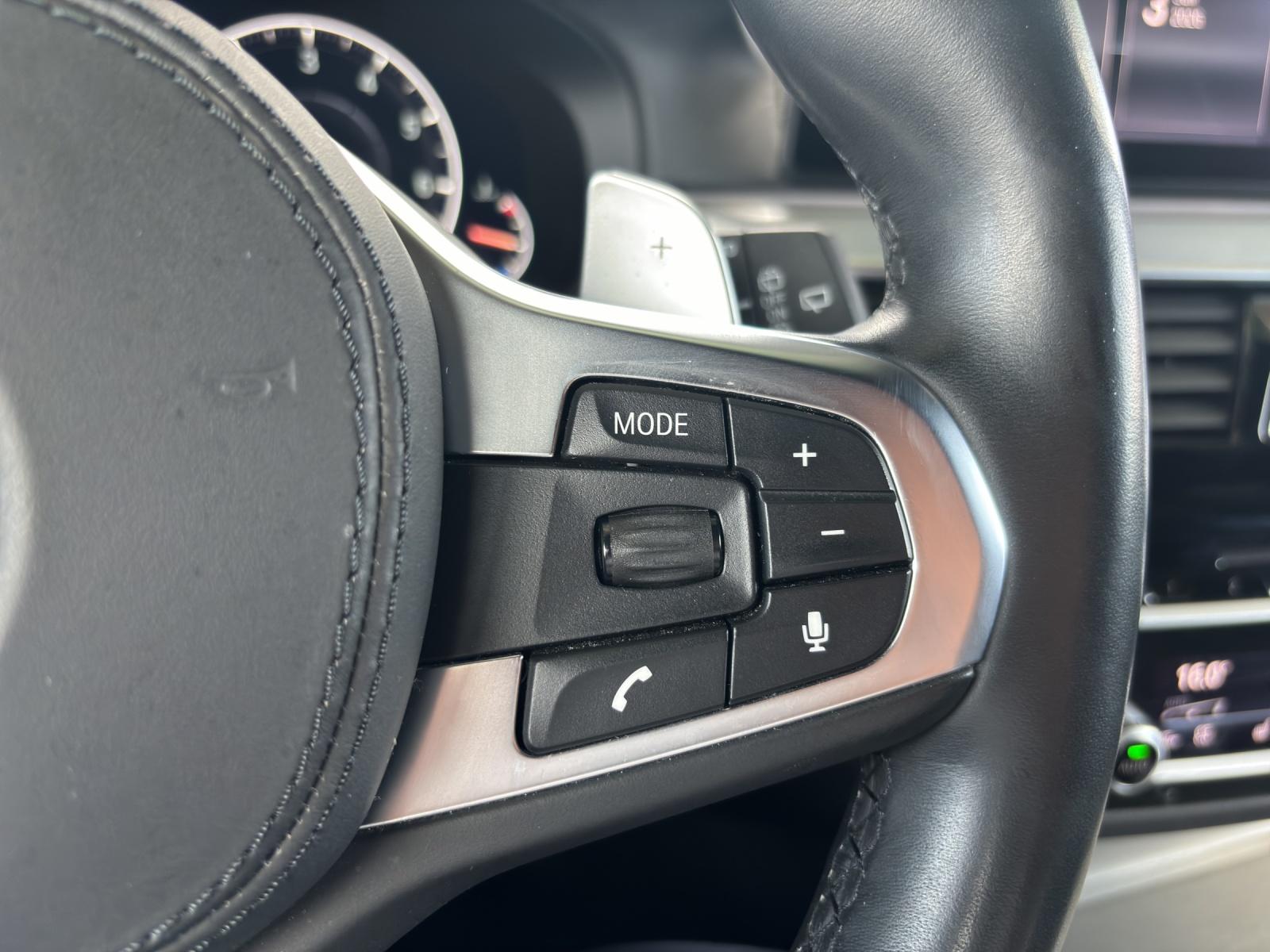 BMW 530i xDrive SAG Touring-image-14