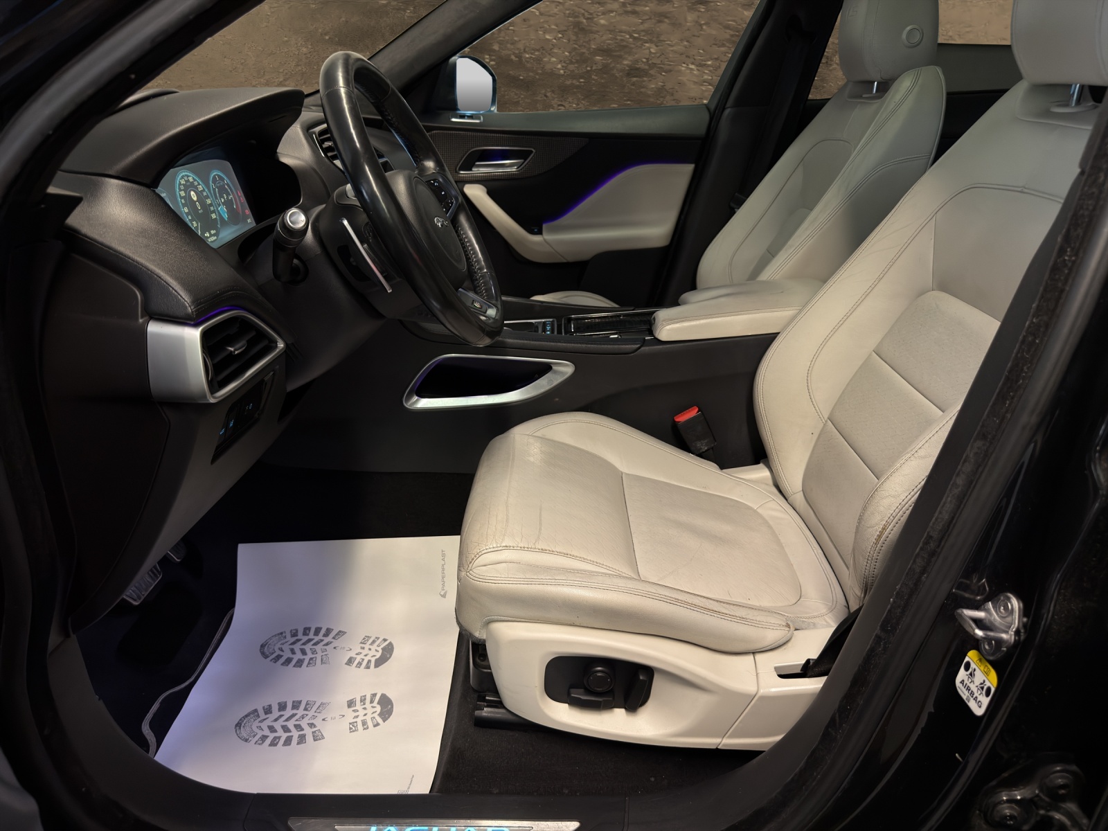 JAGUAR F-Pace 3.0 TD R-Sport AWD Automatik-image-12
