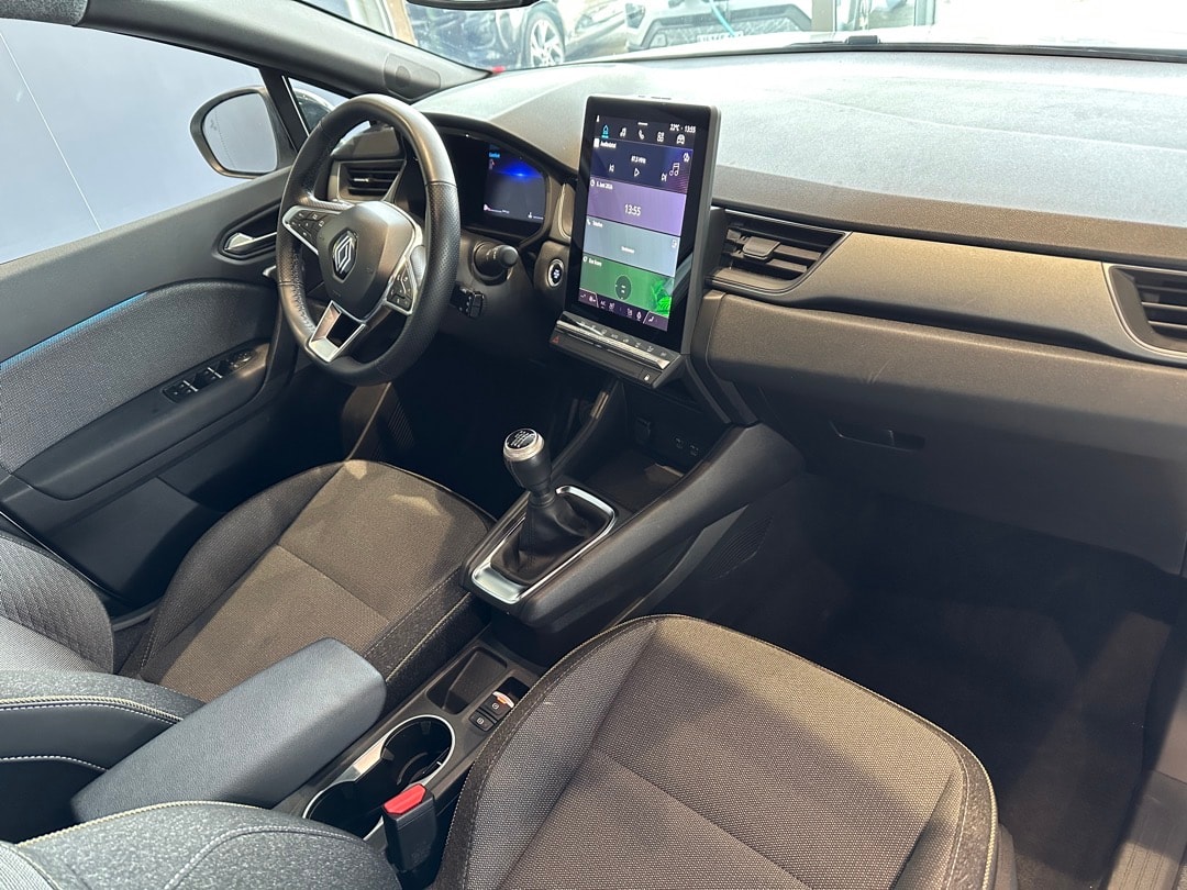 RENAULT Captur 1.3 TCe Techno-image-11