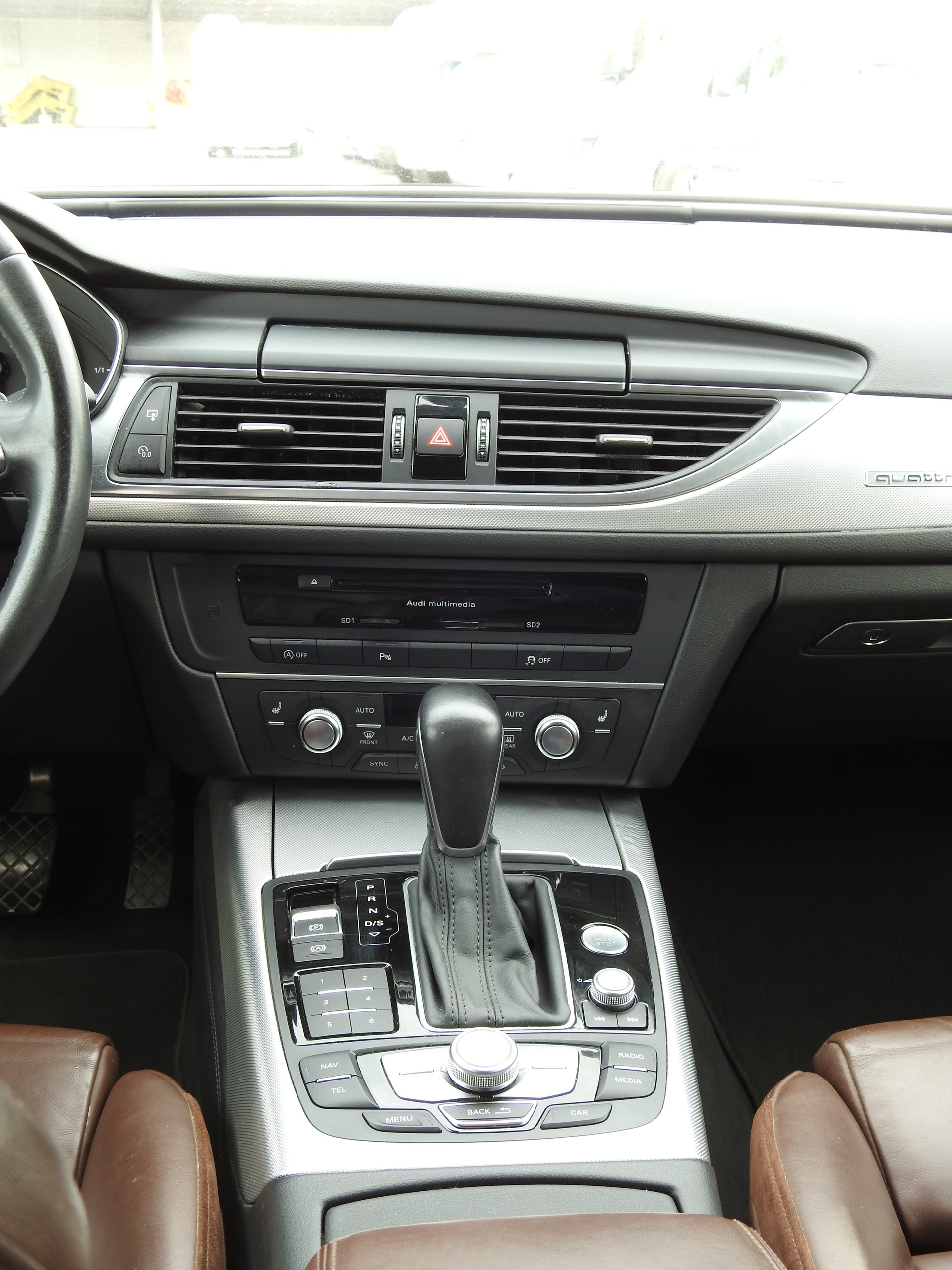 AUDI A6 Avant 3.0 TDI V6 quattro S-tronic-image-19