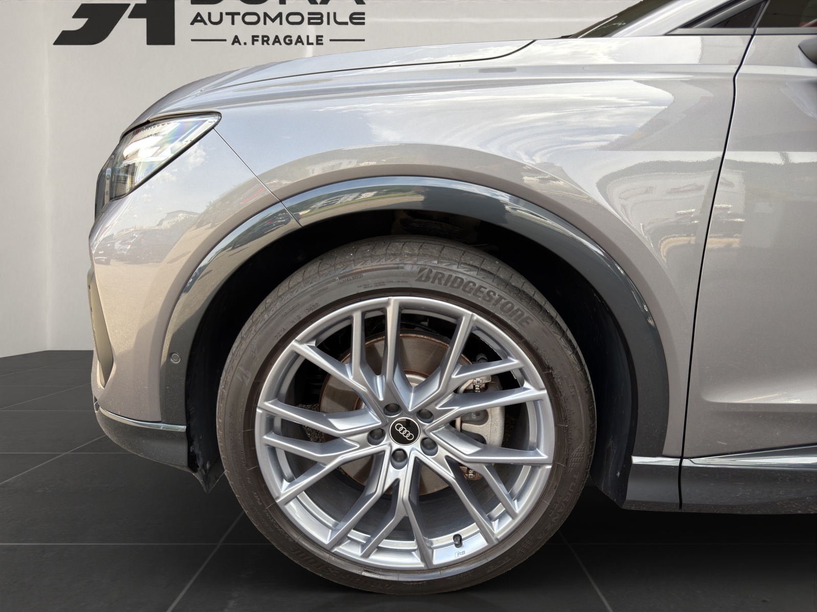 AUDI Q4 e-tron 50 quattro-image-6