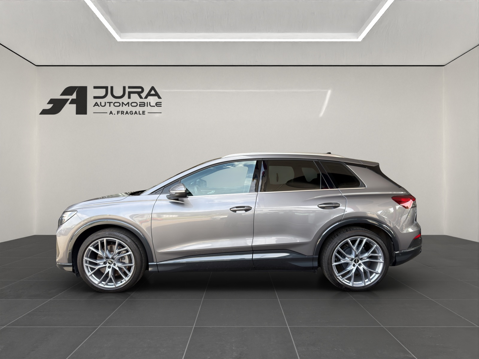 AUDI Q4 e-tron 50 quattro-image-3