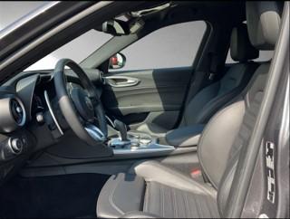 ALFA ROMEO Giulia 2.0 Q4 Veloce-image-2