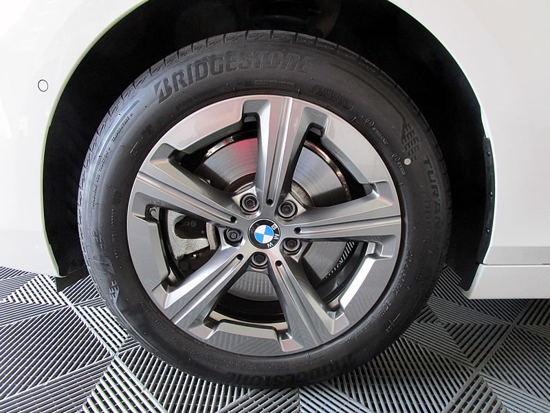 BMW 223d Active Tourer xDrive DKG-image-27