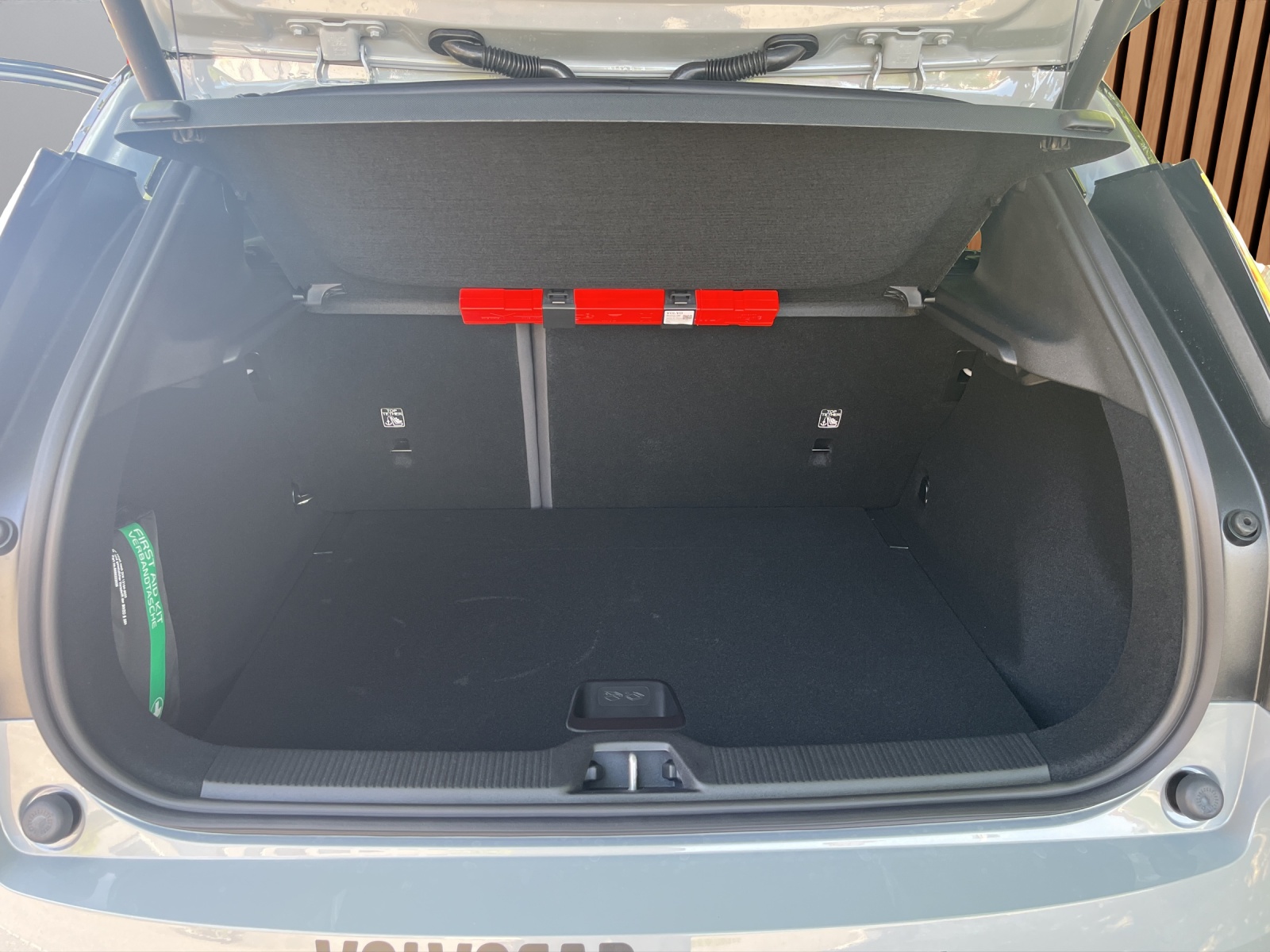 VOLVO EX30 CC E60 Twin Performance AWD-image-19