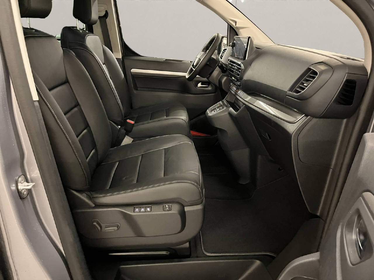 OPEL Zafira XL 2.2 CDTI 180 GS S/S-image-15