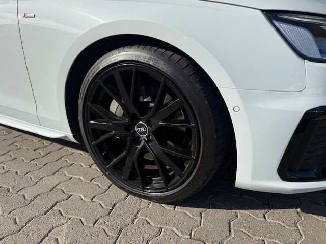 AUDI A4 Avant 45 TFSI S line S-tronic quattro-image-3
