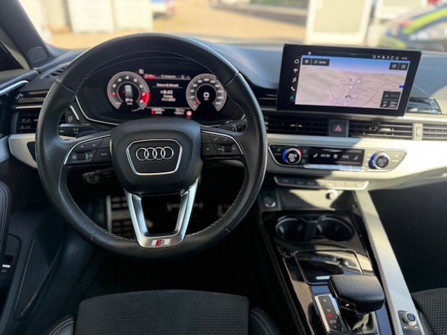 AUDI A4 Avant 45 TFSI S line S-tronic quattro-image-5