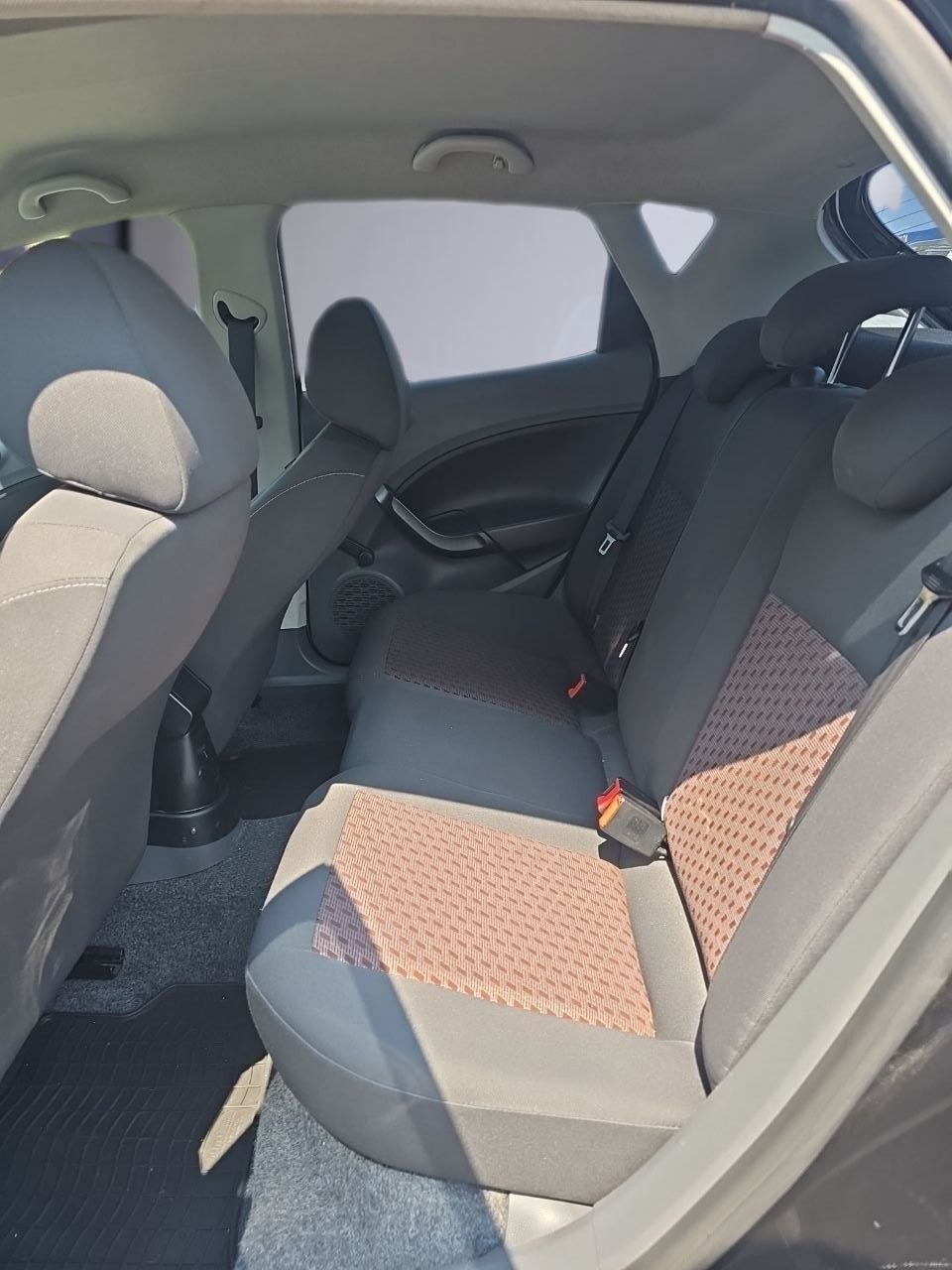 SEAT IBIZA-image-16