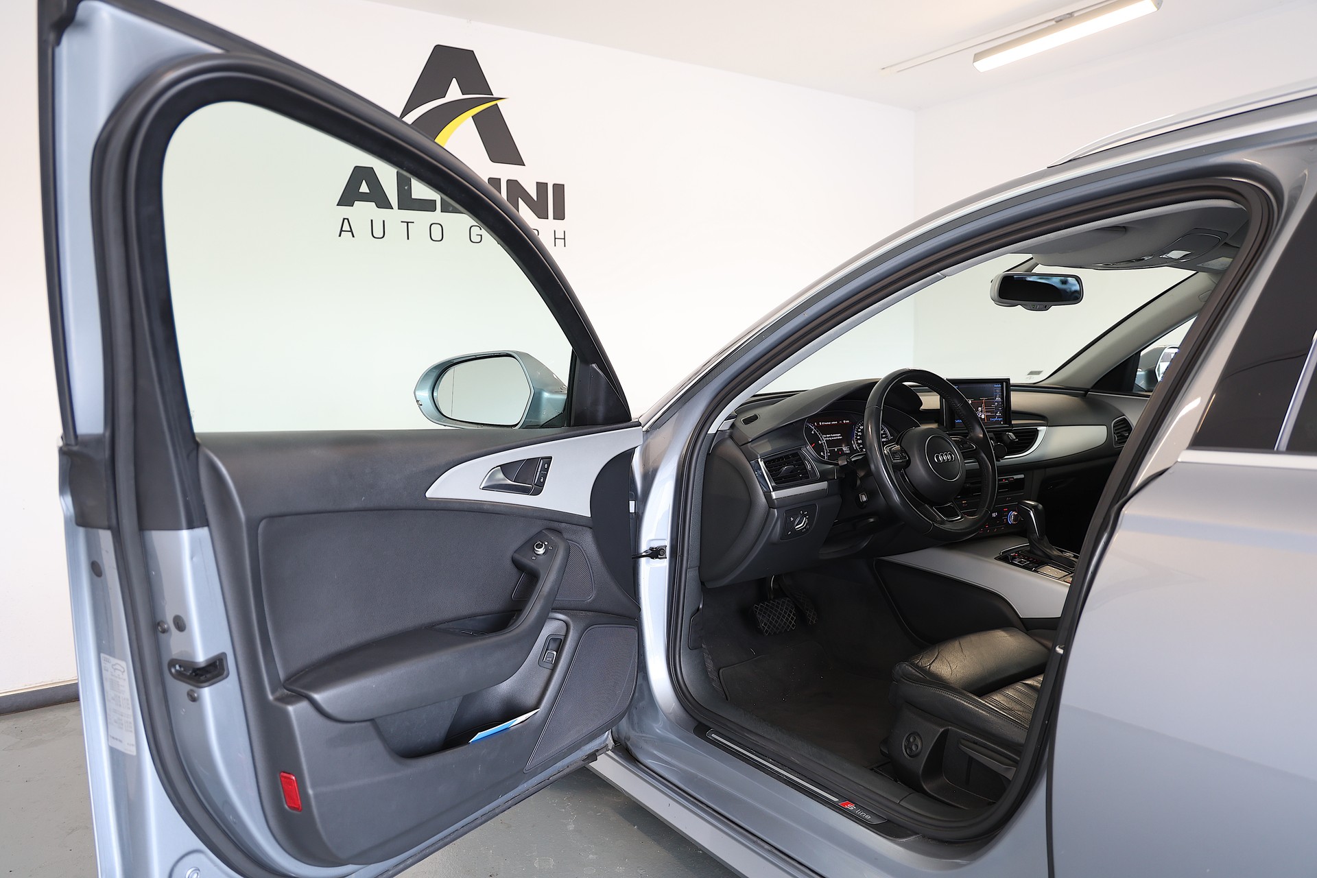 AUDI A6 Avant 2.0 TDI S-tronic **S-Line Facelift Modell**-image-5