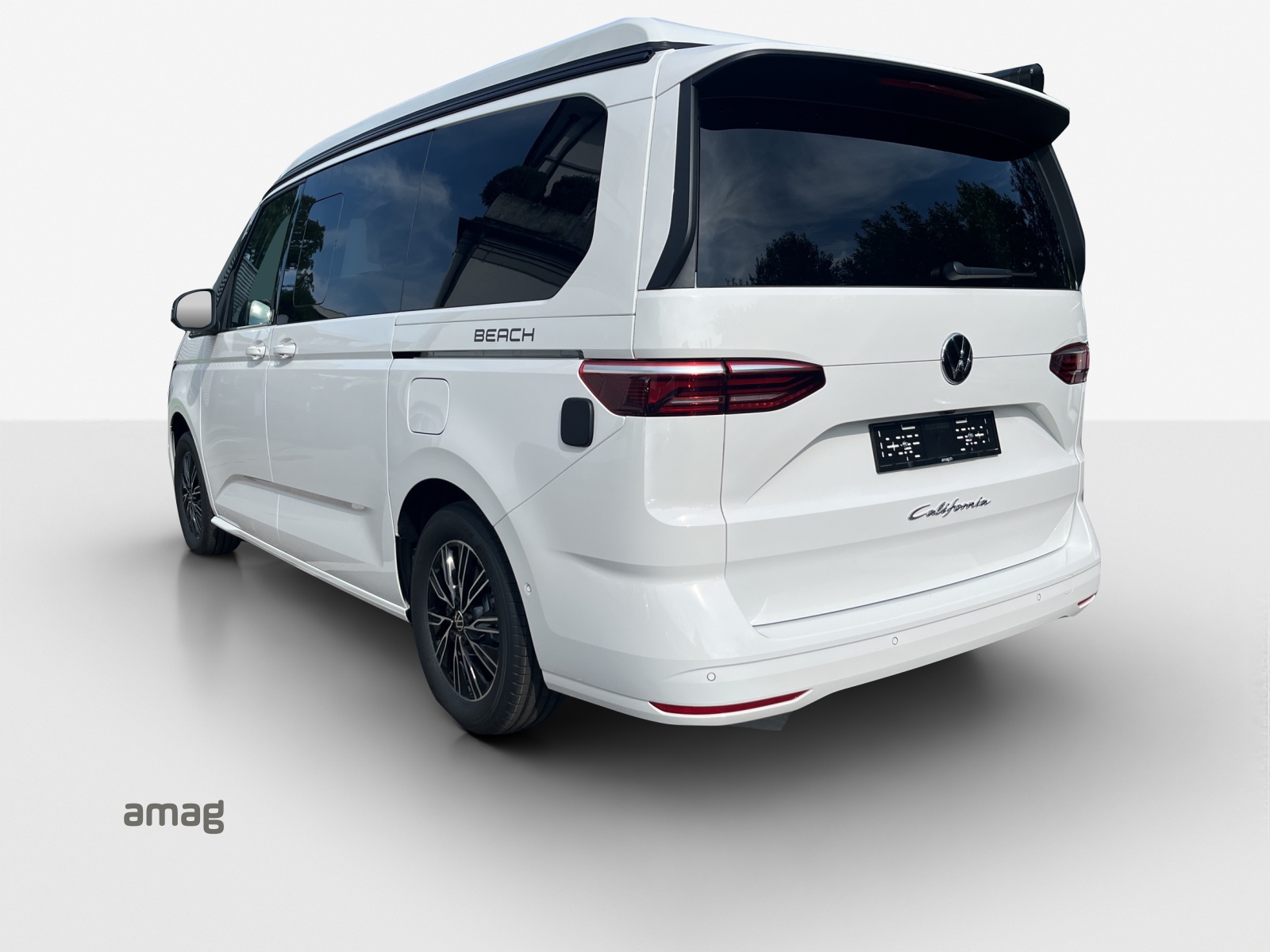 VW California 2.0 TDI Beach Tour-image-2