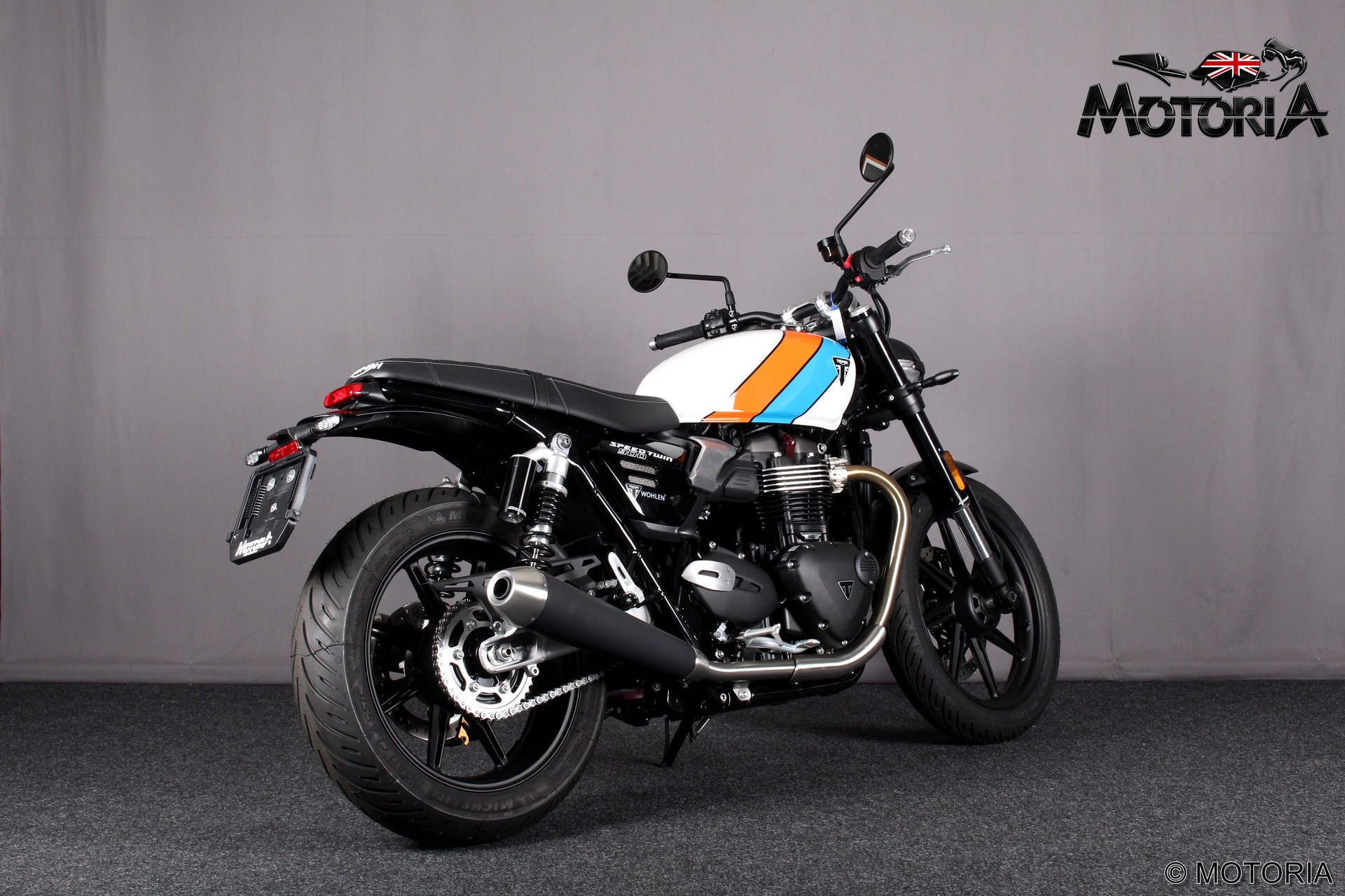 TRIUMPH Speed Twin 900-showroom-element-2