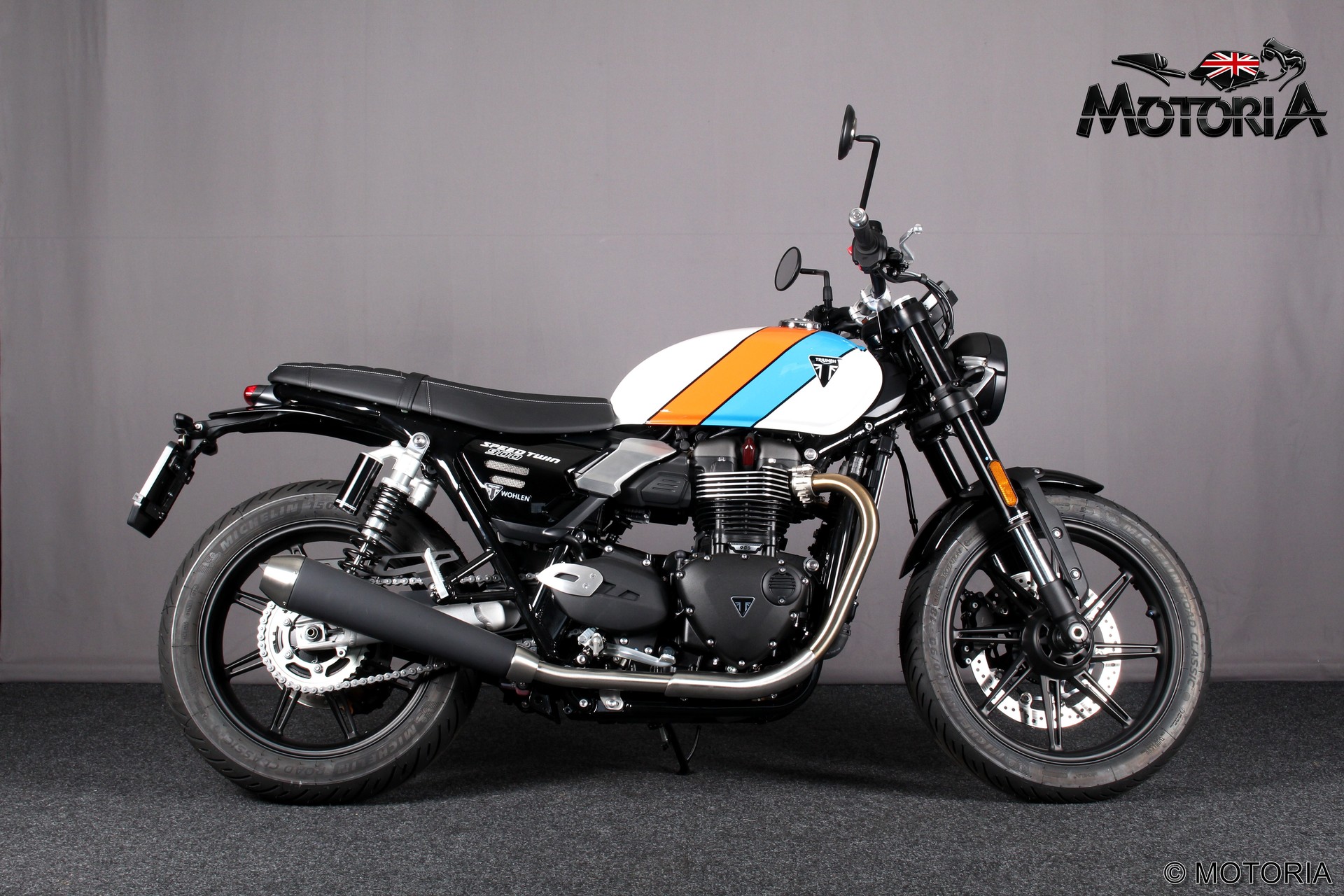 TRIUMPH Speed Twin 900-showroom-element-1