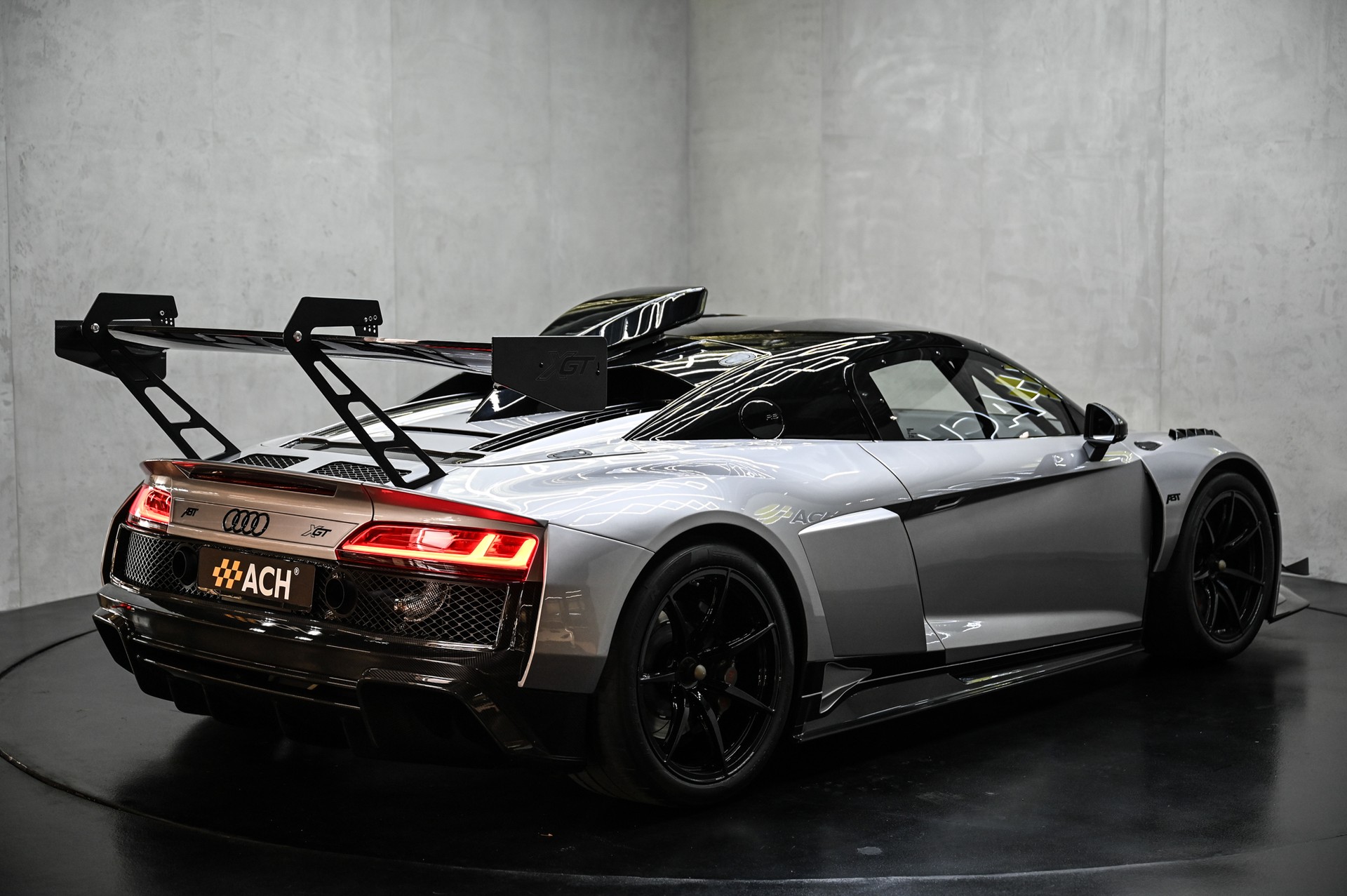 AUDI R8 ABT XGT "1 of 99"-image-5