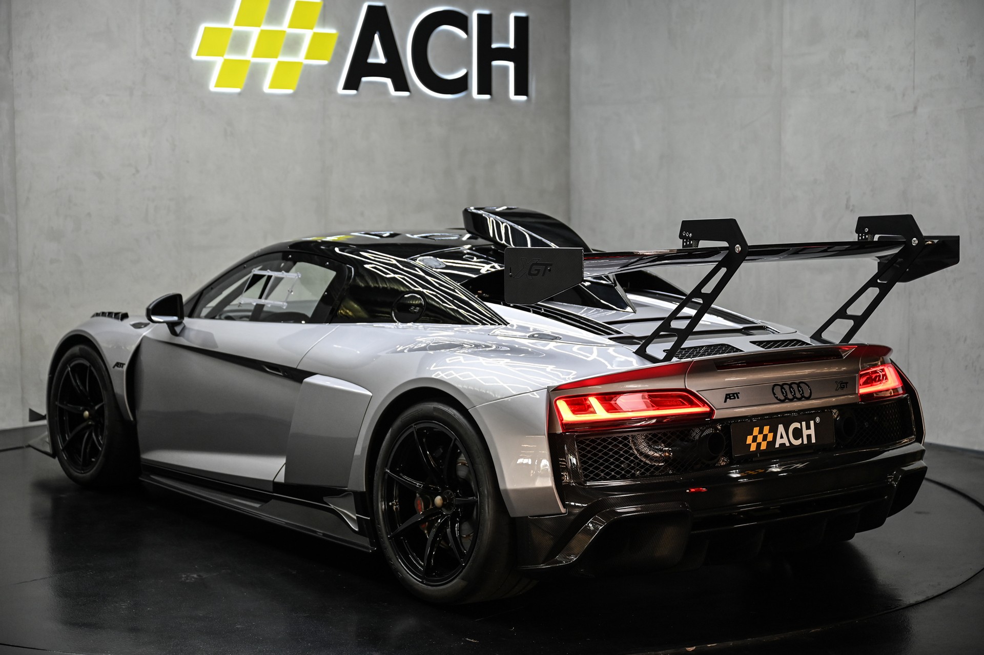 AUDI R8 ABT XGT "1 of 99"-showroom-element-3