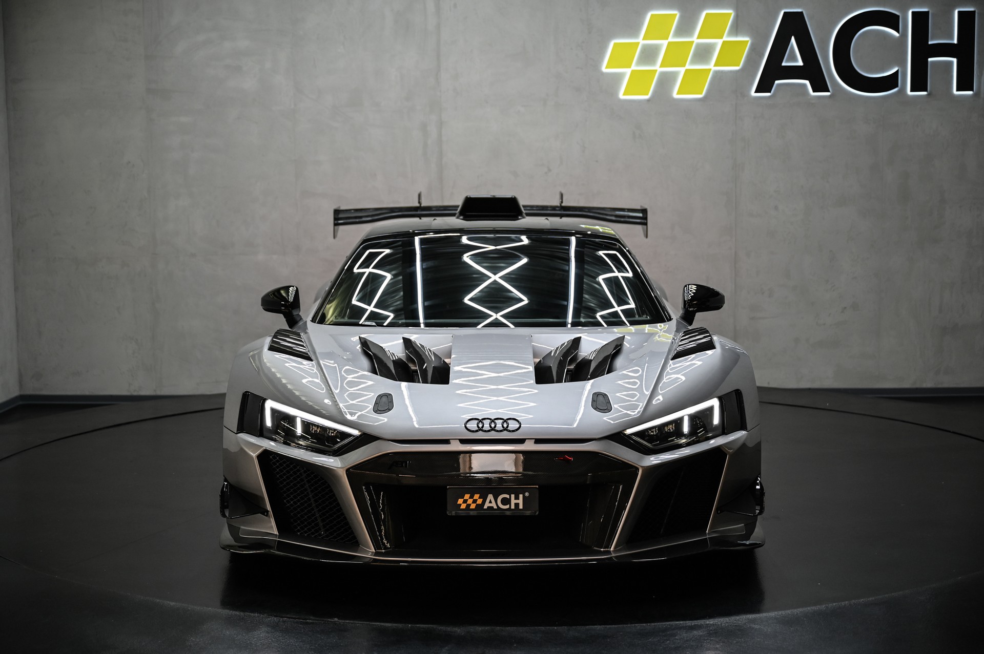 AUDI R8 ABT XGT "1 of 99"-showroom-element-1