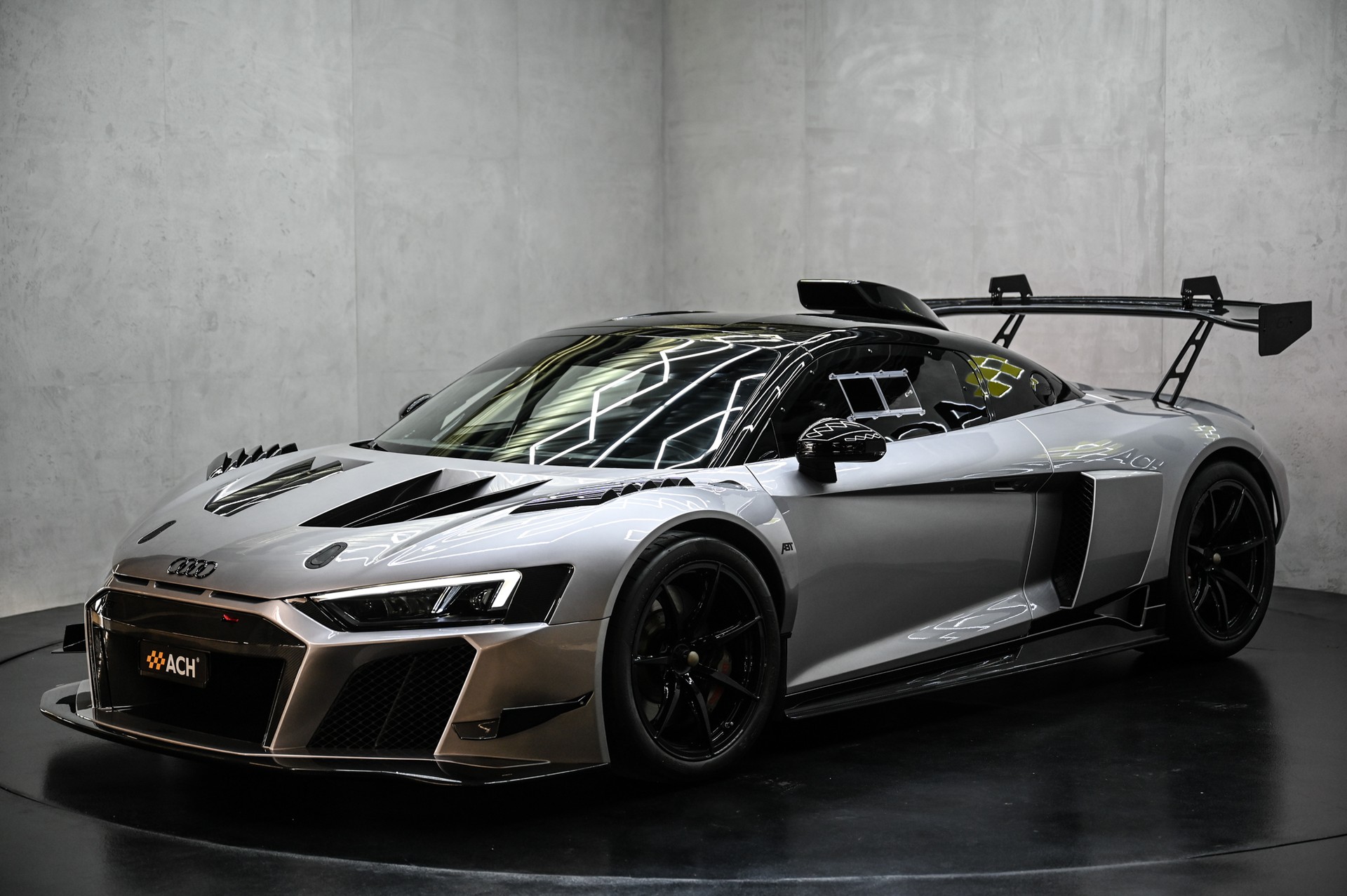 AUDI R8 ABT XGT "1 of 99"-showroom-element-2